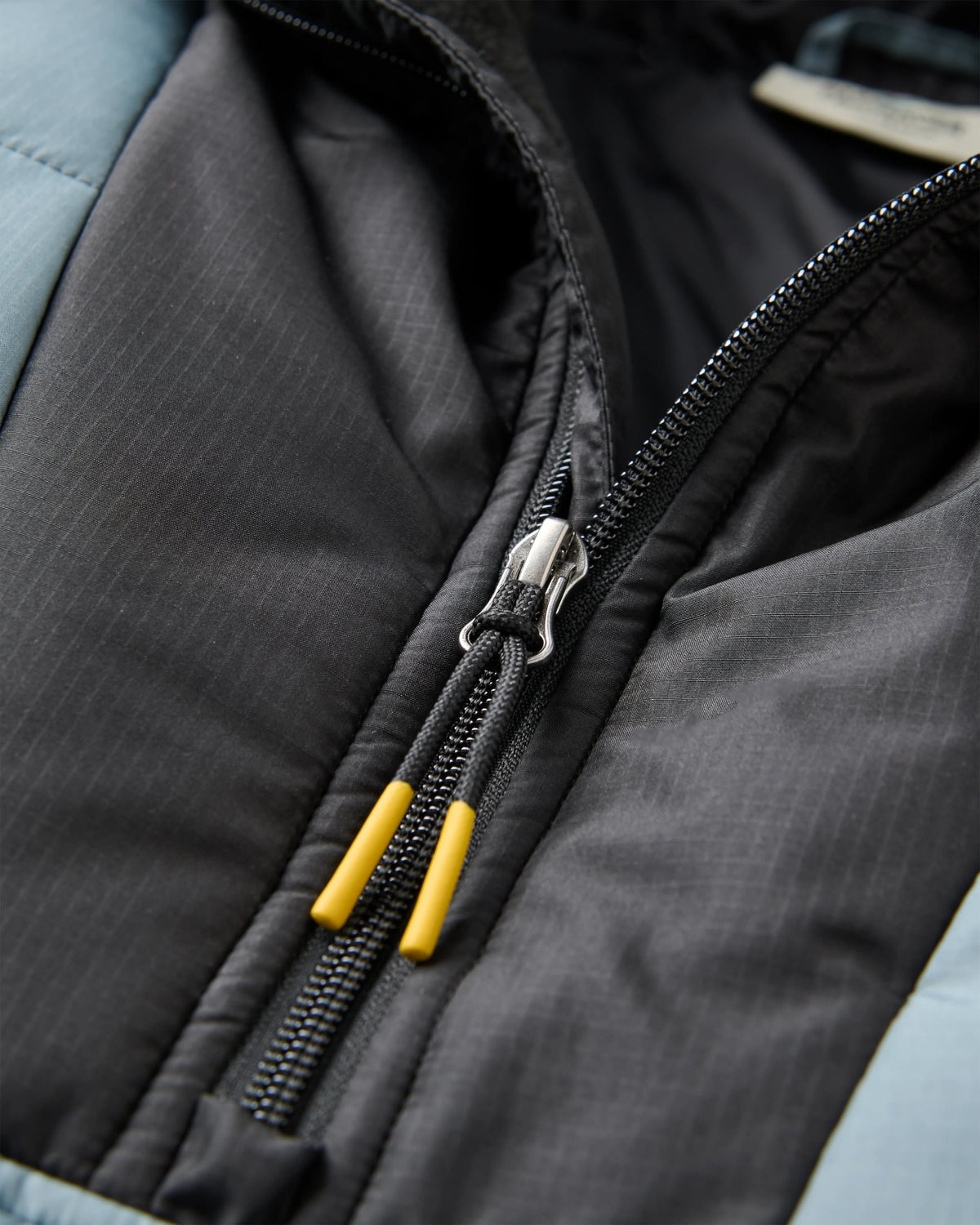 Oceanic Recycled Insulated Anorak - Storm Grey - Flatlay