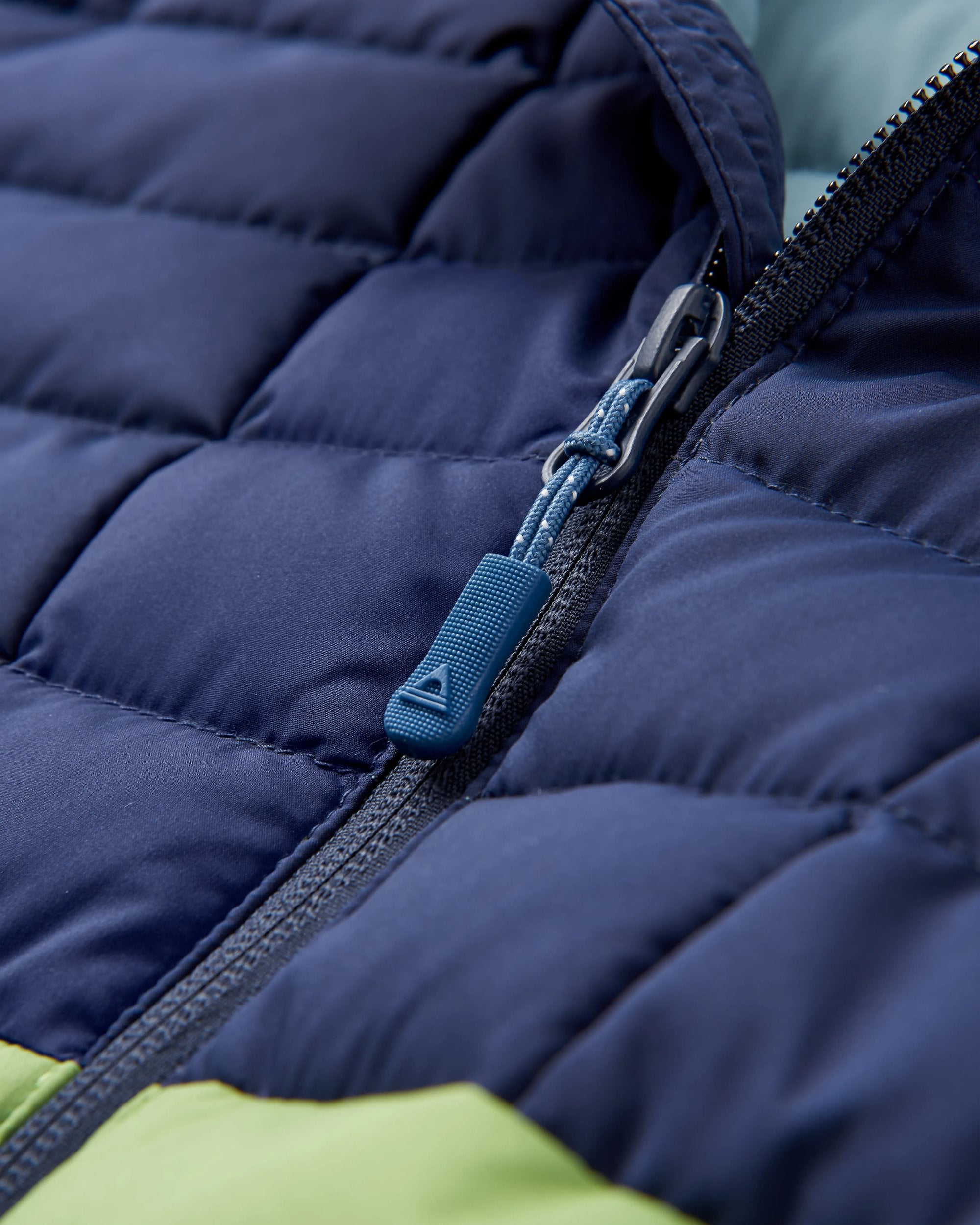 Ashland Down Recycled Gilet - Rich Navy/Pear Green - Flatlay