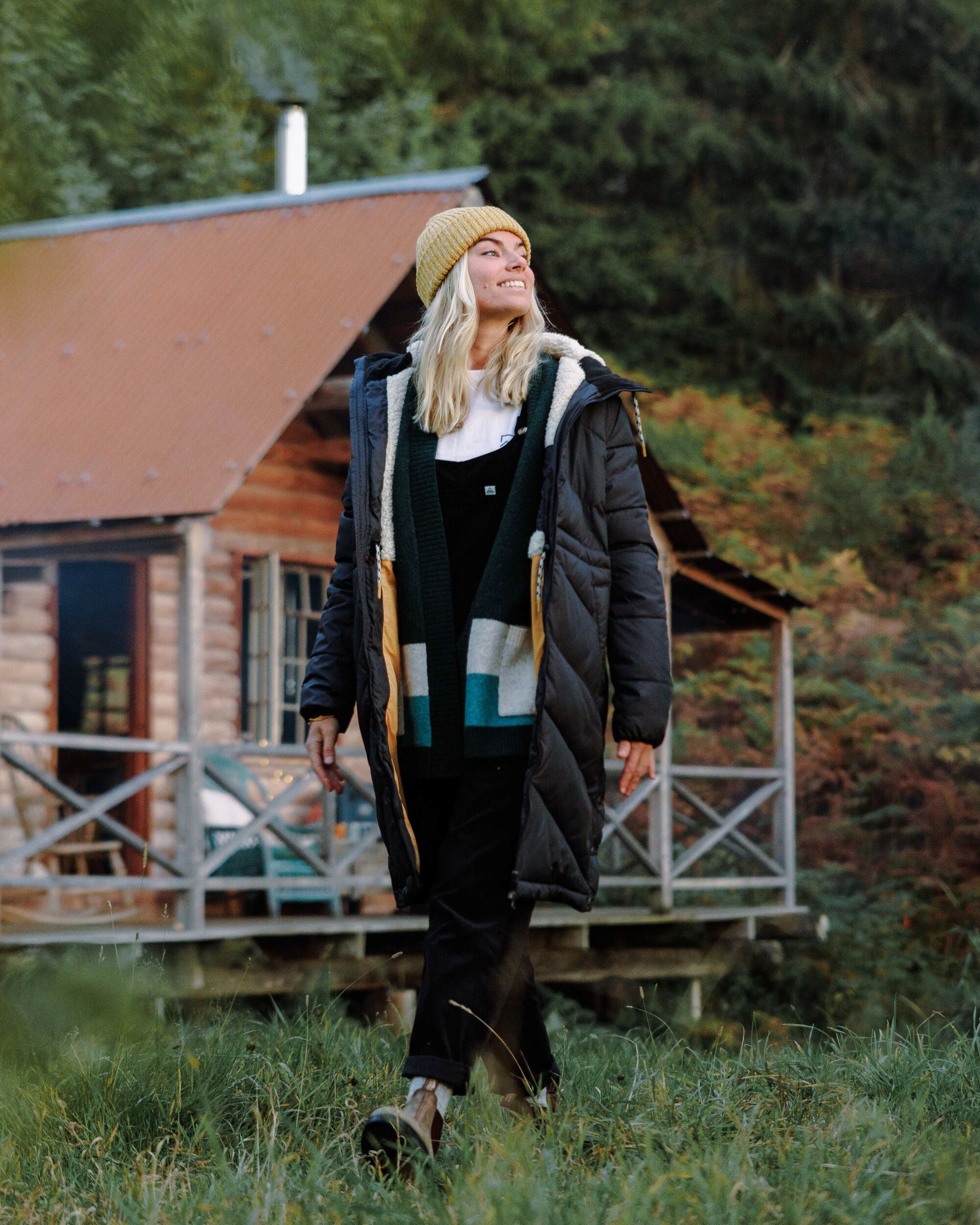 Kinsey Recycled Jacket - Phantom Black - Lifestyle