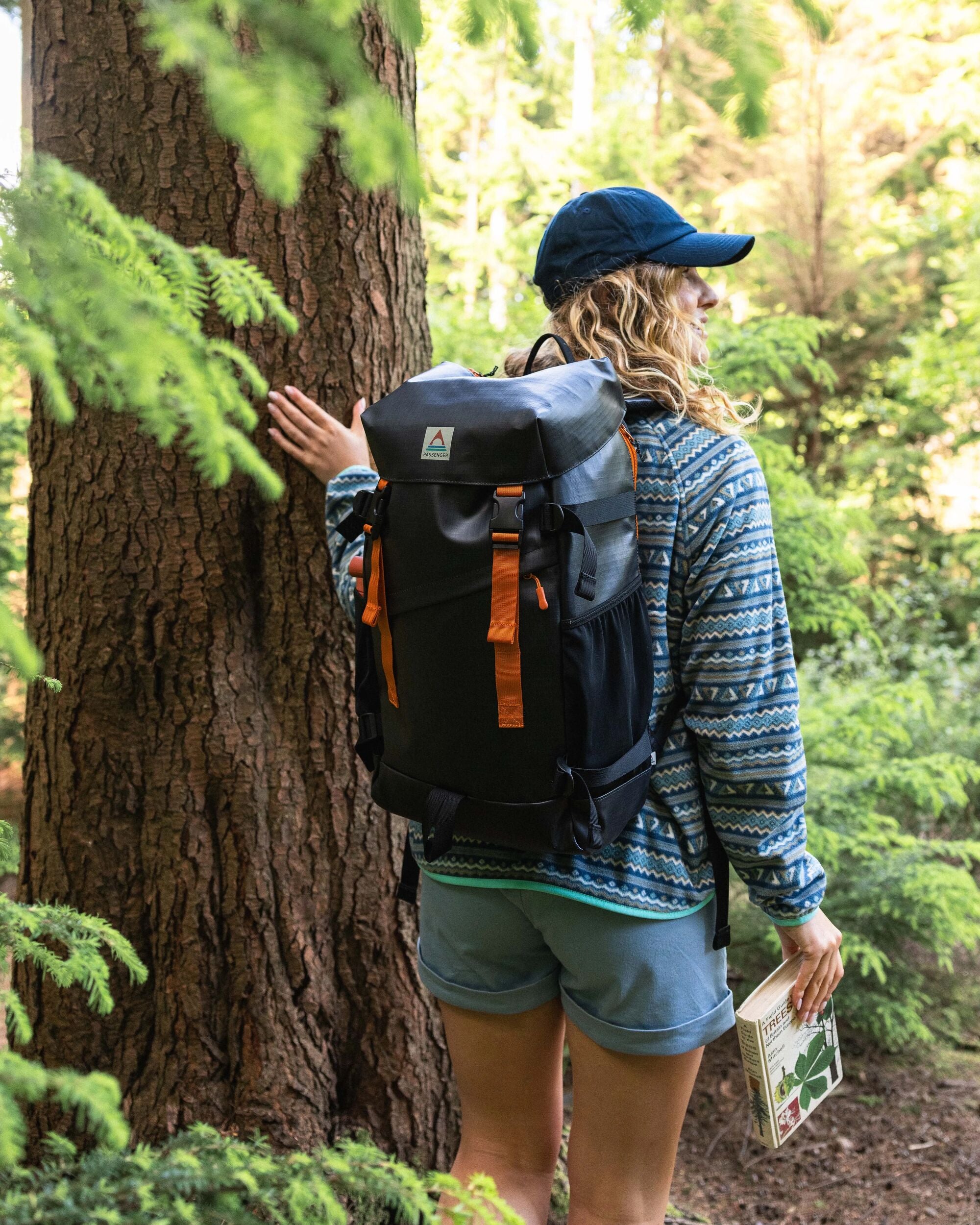 Boondocker Tide 26L Backpack - Black - Lifestyle - Female