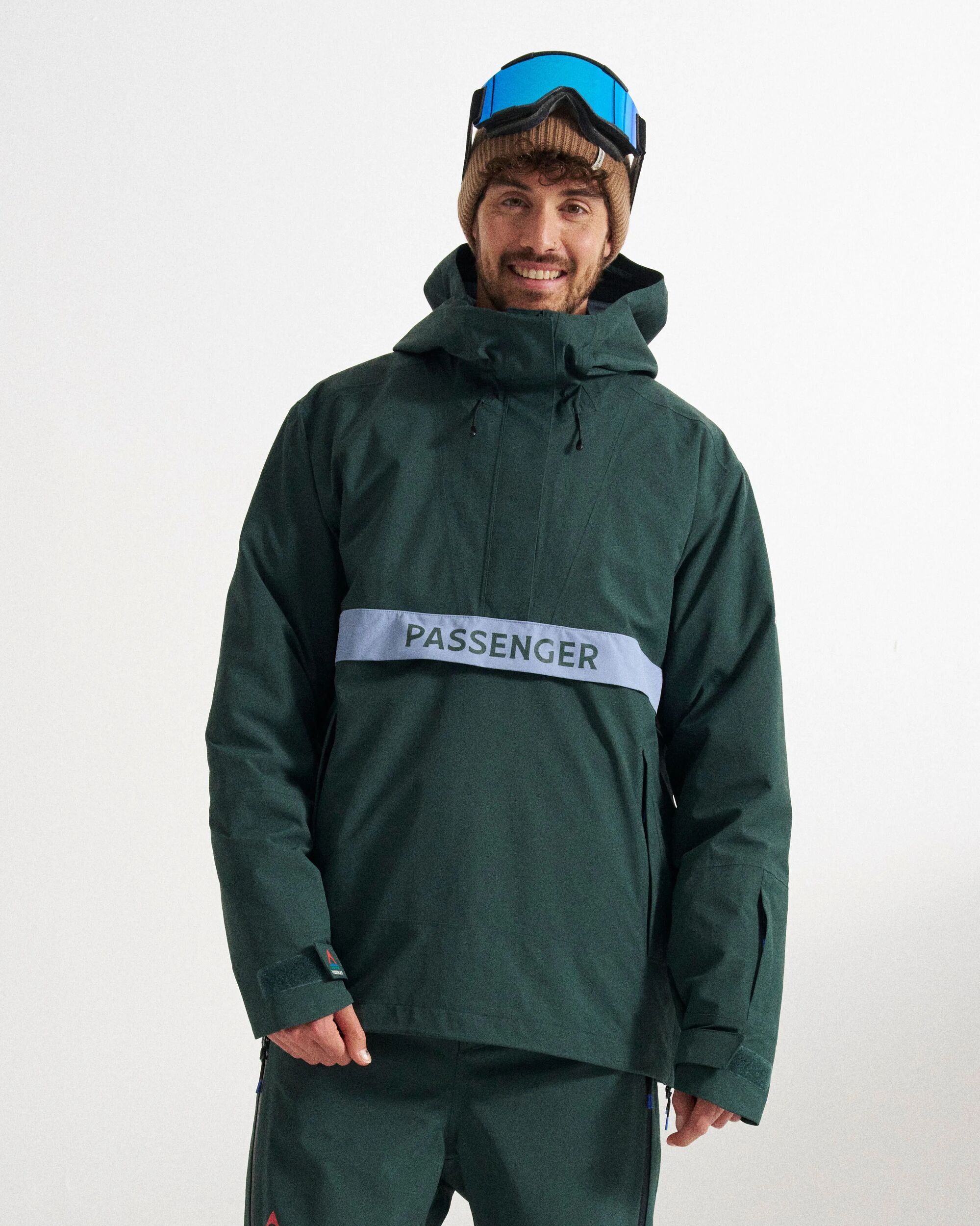 Snowscape Men's Recycled Anorak - Dark Fern - Studio Model