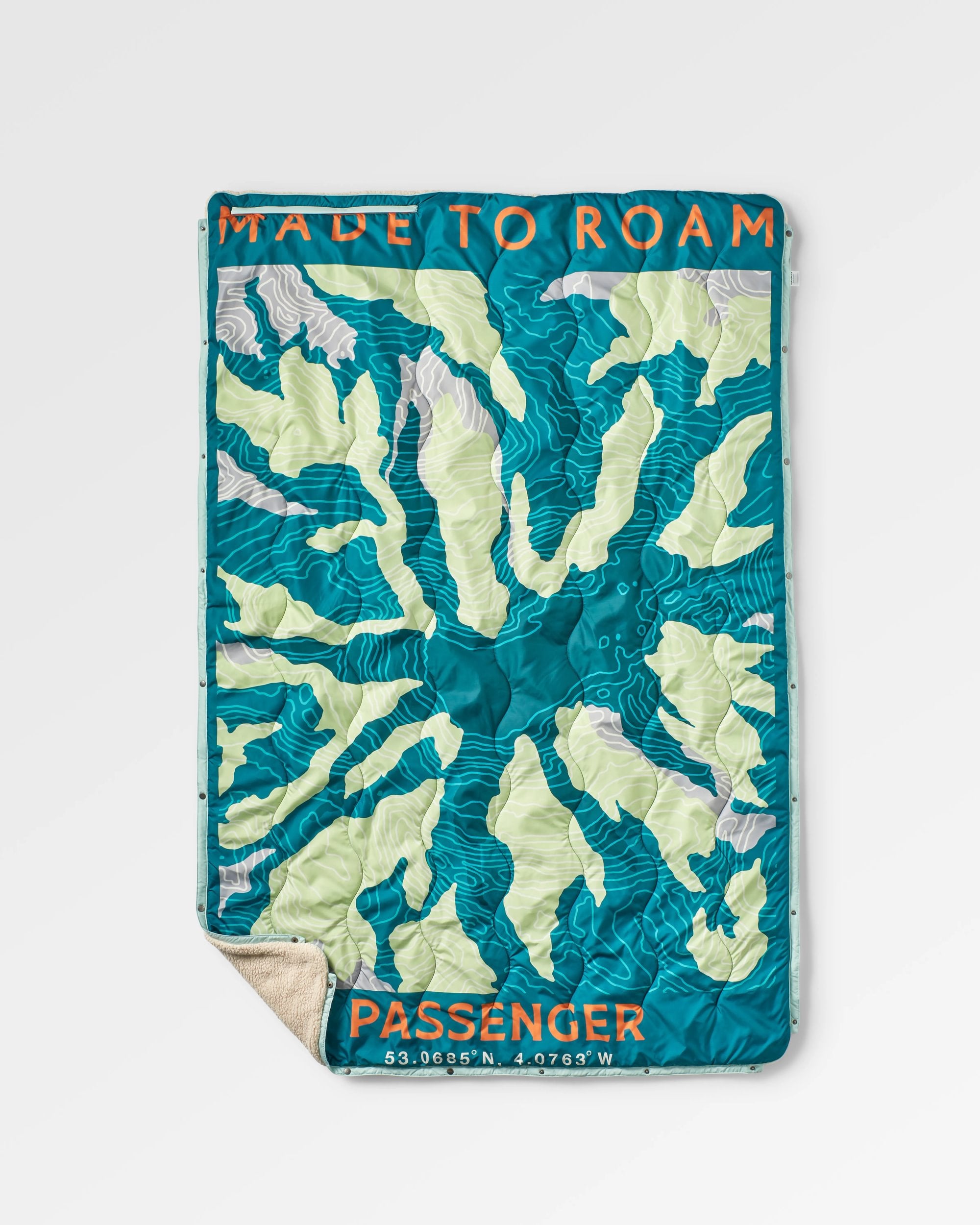 Cabin Recycled Sherpa Blanket - Abstract Mountain Green - Flatlay