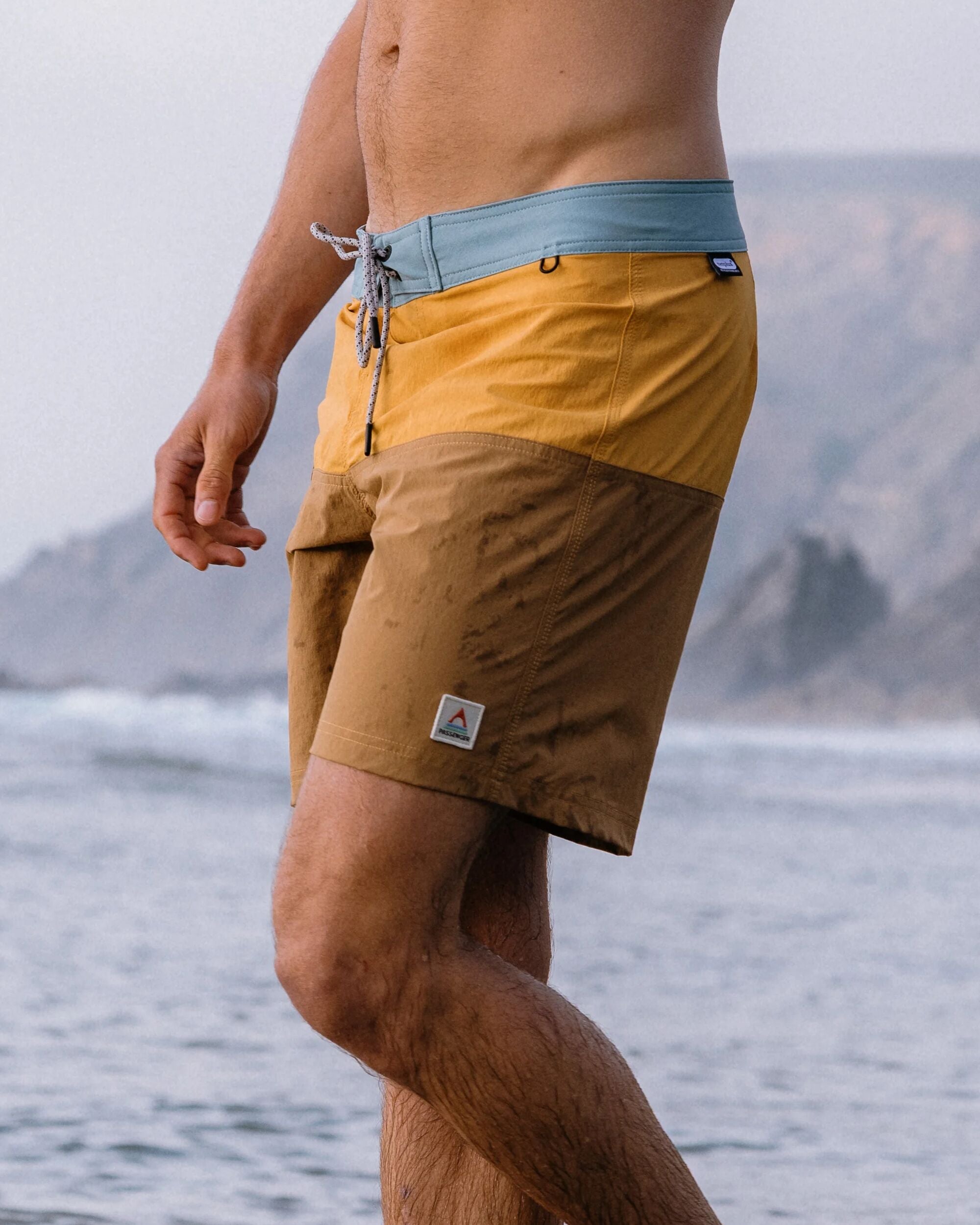 Cutback NetPlus® 17" Boardshort - Spruce Yellow/Toffee - Lifestyle