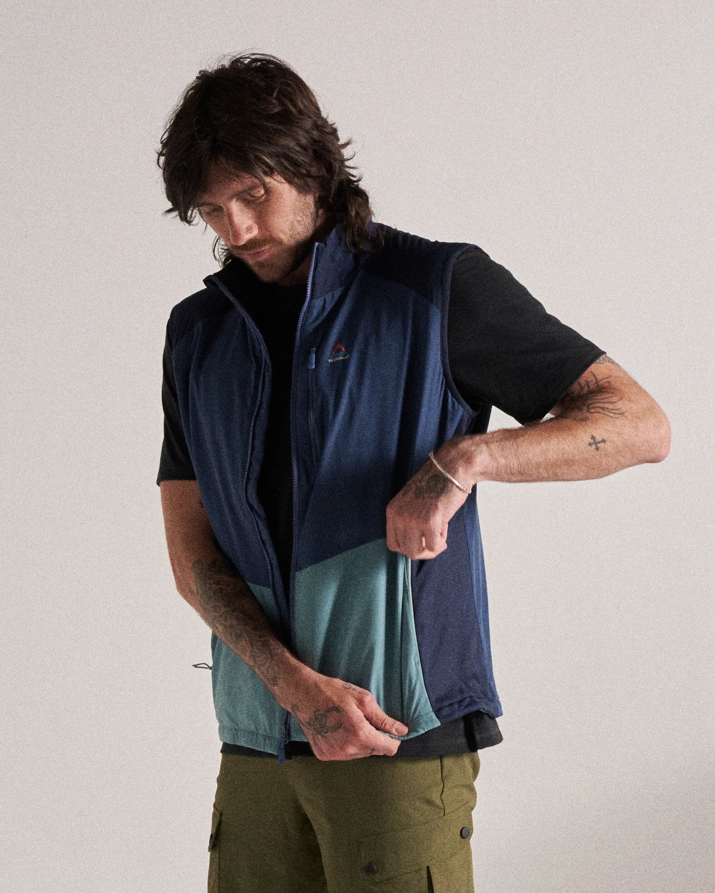 Daybreak Lightweight Recycled Thermore® Insulated Vest - Rich Navy/Dark Denim/Arctic - Studio Model