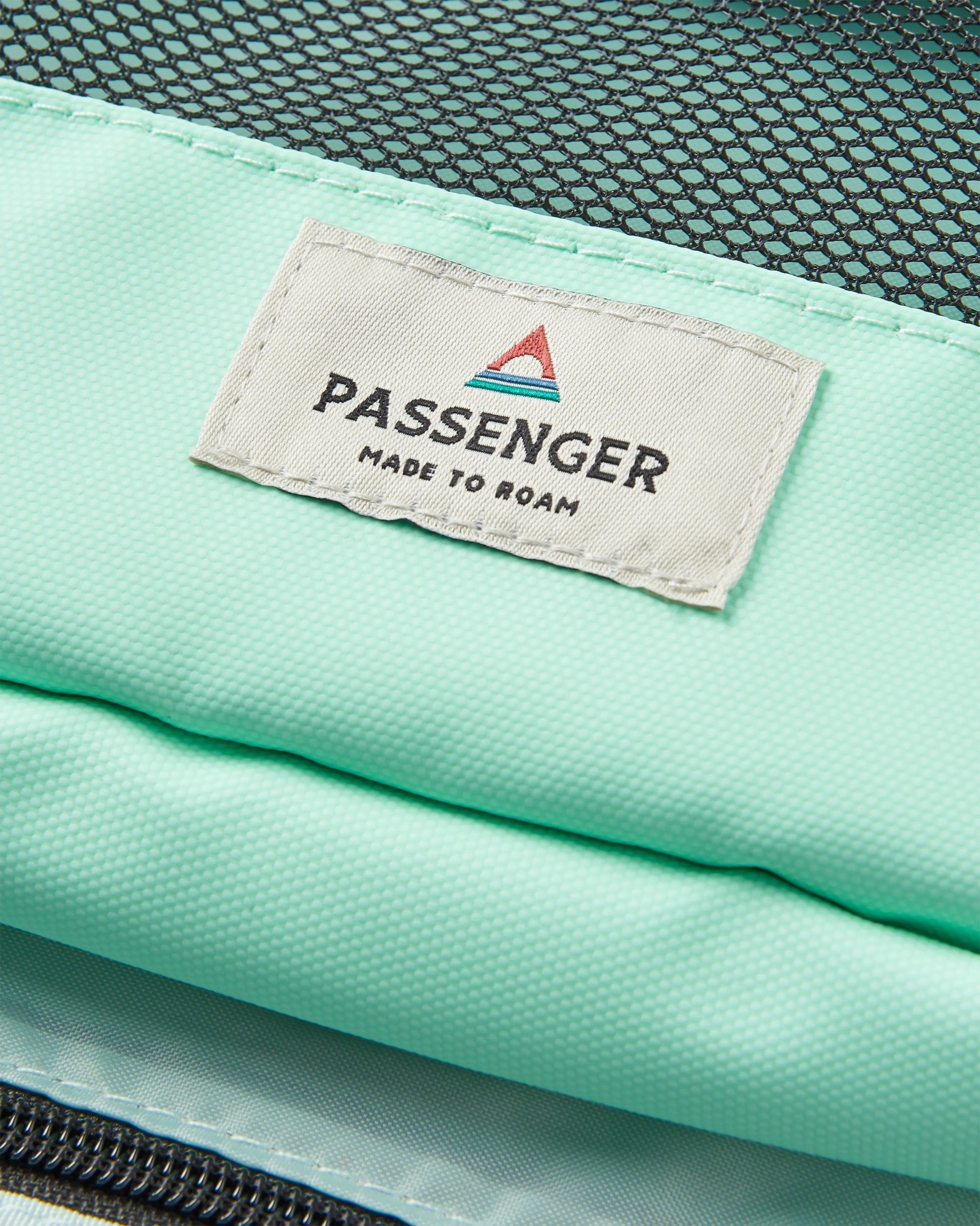 Drop Recycled Wash Kit - Aqua - Flatlay