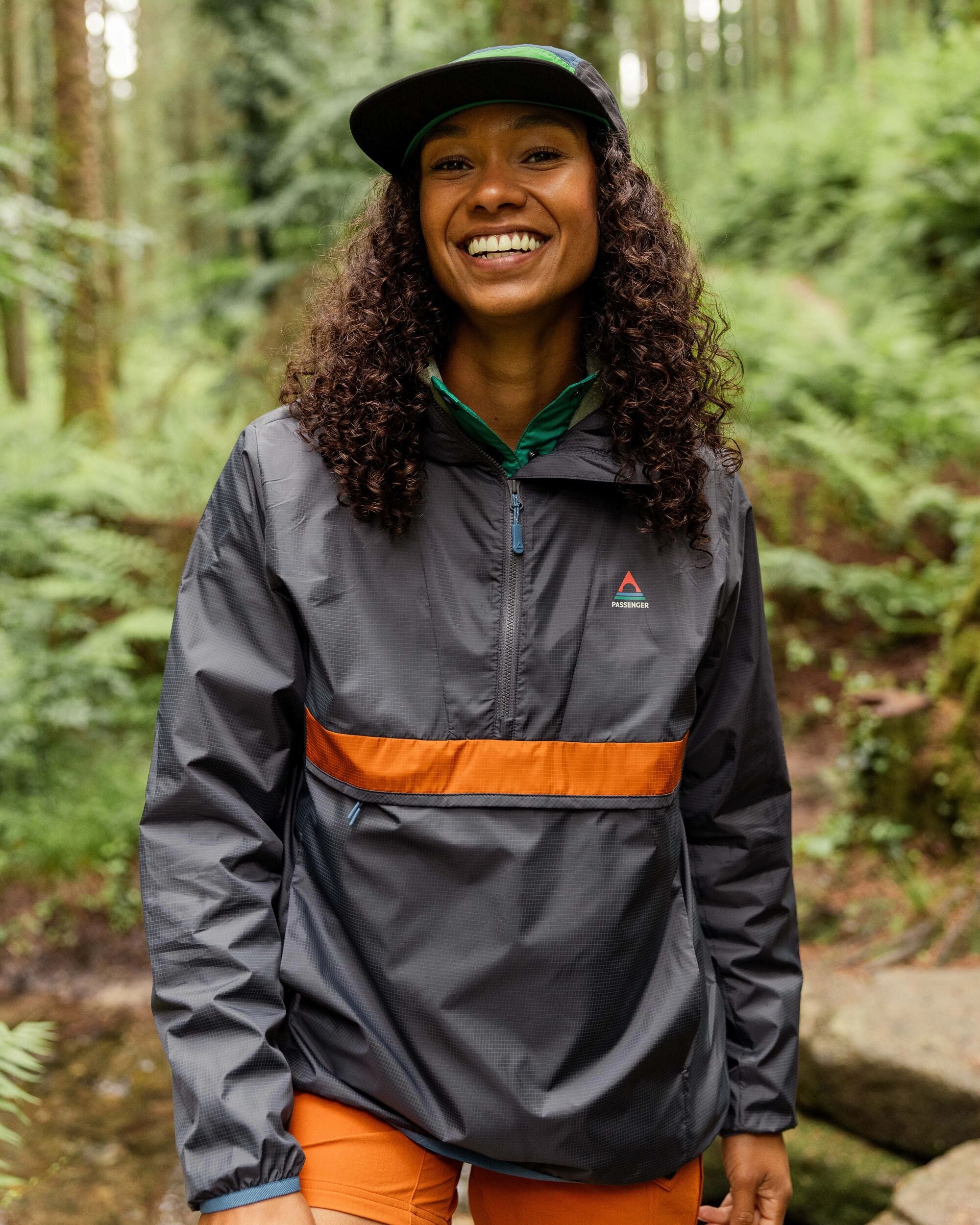 Viento Windshell Anorak Charcoal – Passenger