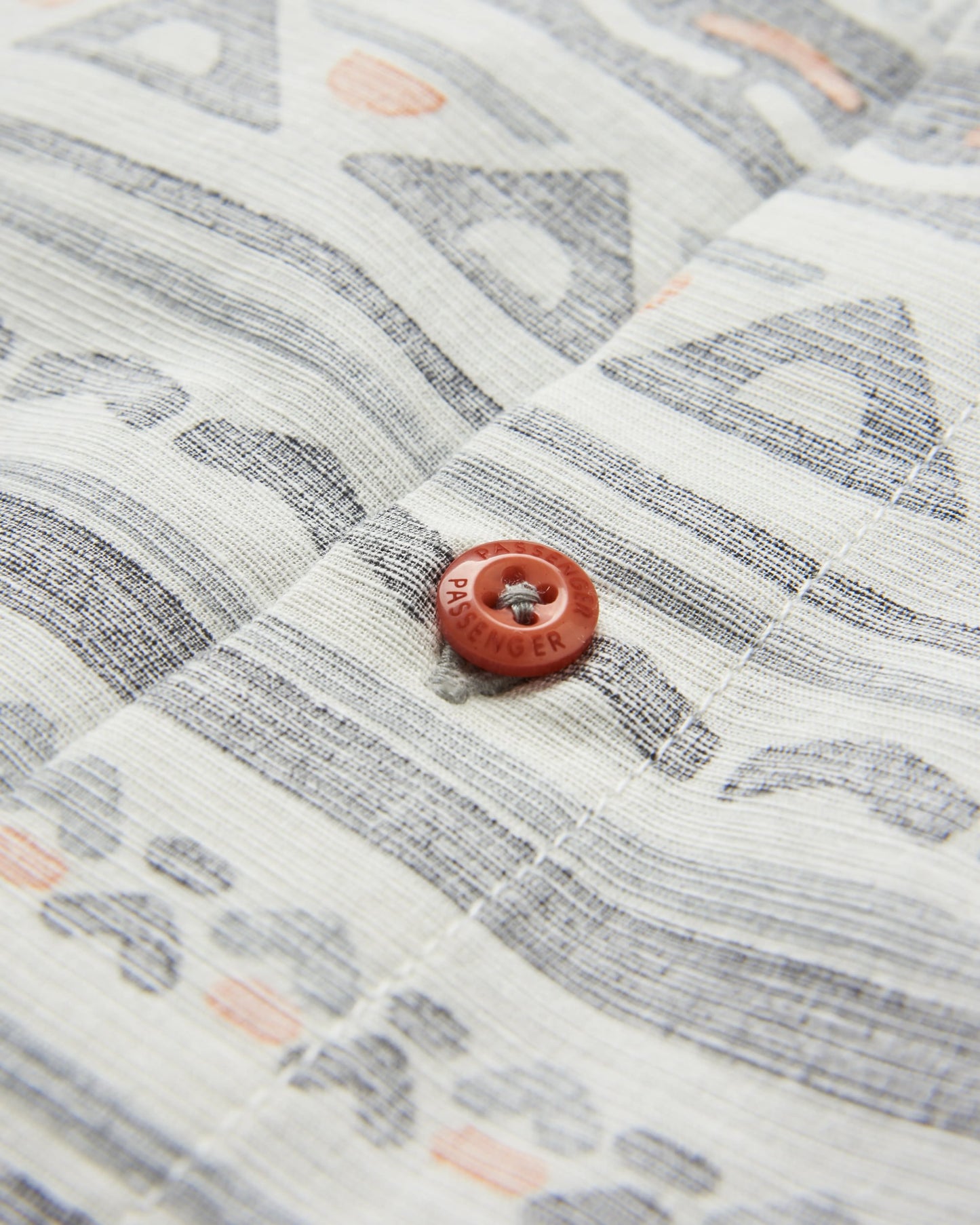 Chill Textured Organic Cotton Short Sleeve Shirt - Geo Track Storm Grey - Flatlay
