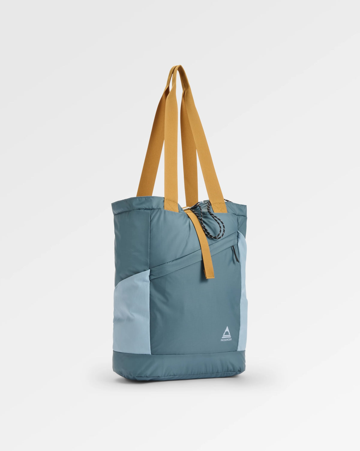 Travelscape Light Tote - Stormy Blue - Flatlay