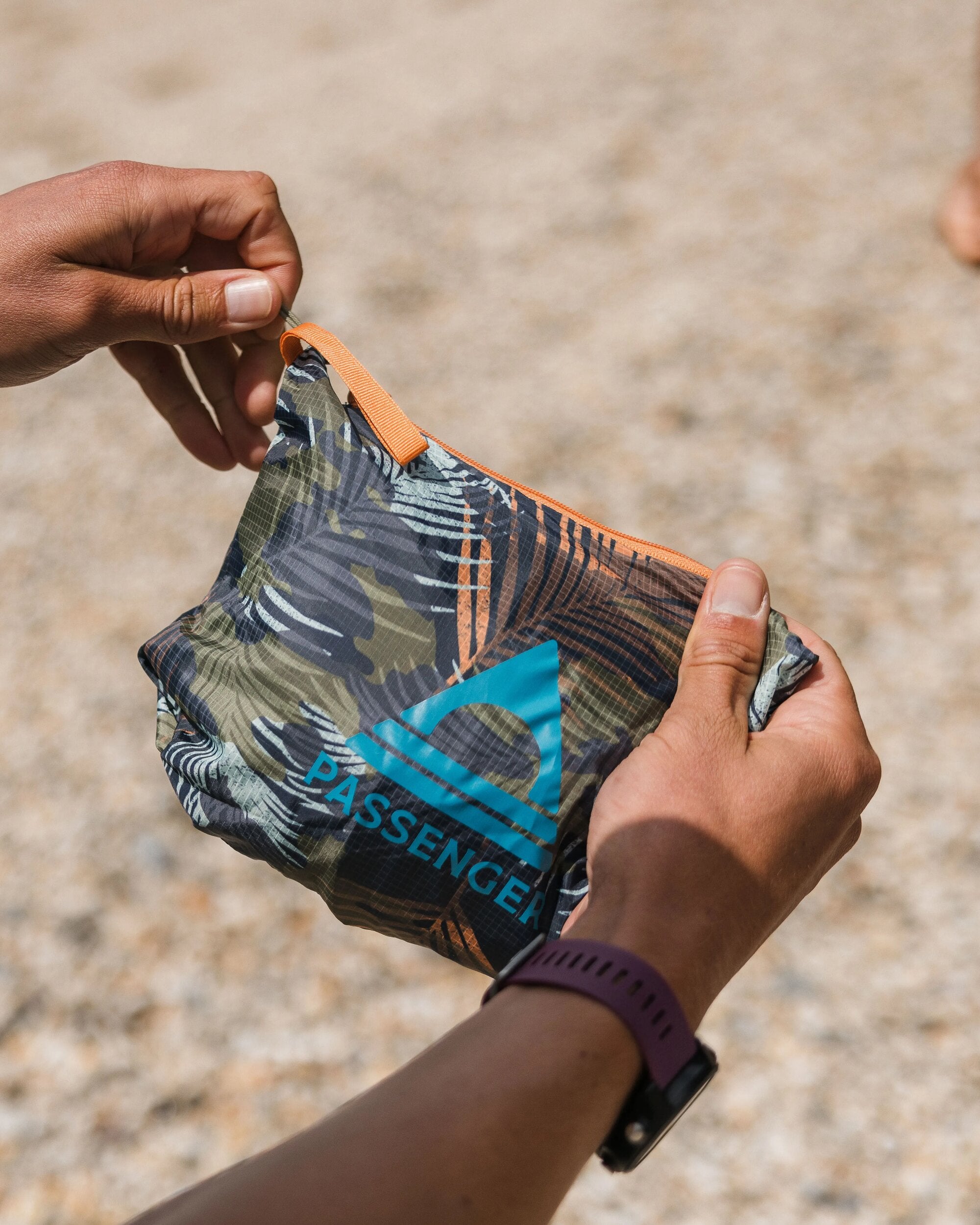 Gusto Recycled Windshell Anorak - Palm Camo Apricot - Lifestyle