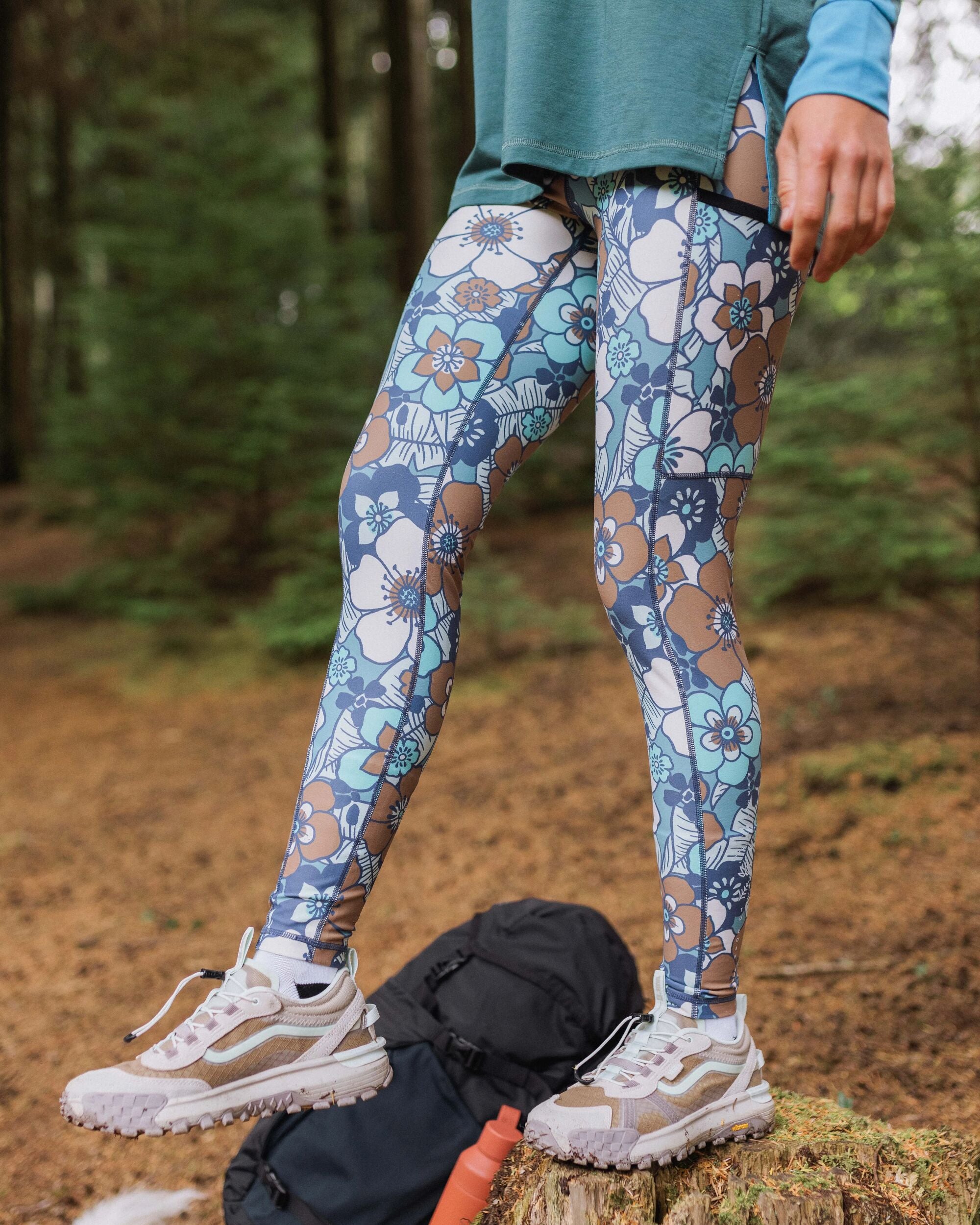Mantra Recycled Active Leggings - Vintage Floral Aqua - Lifestyle