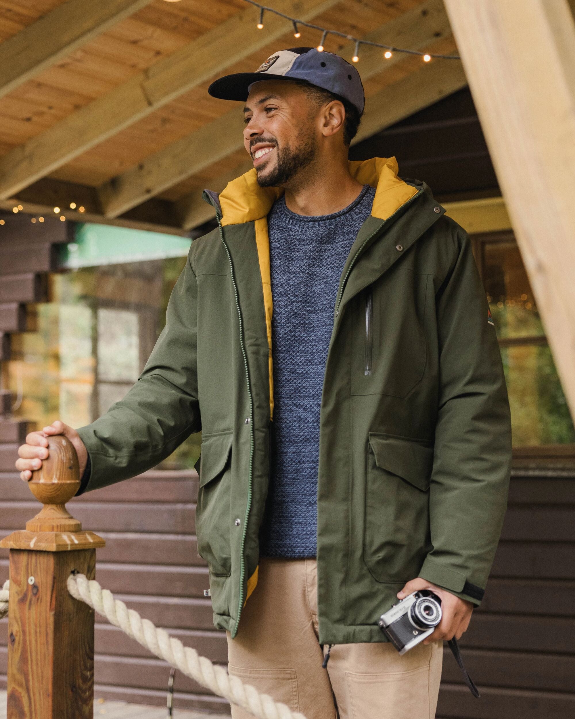 Rainier Waterproof Parka - Fir Tree - Lifestyle