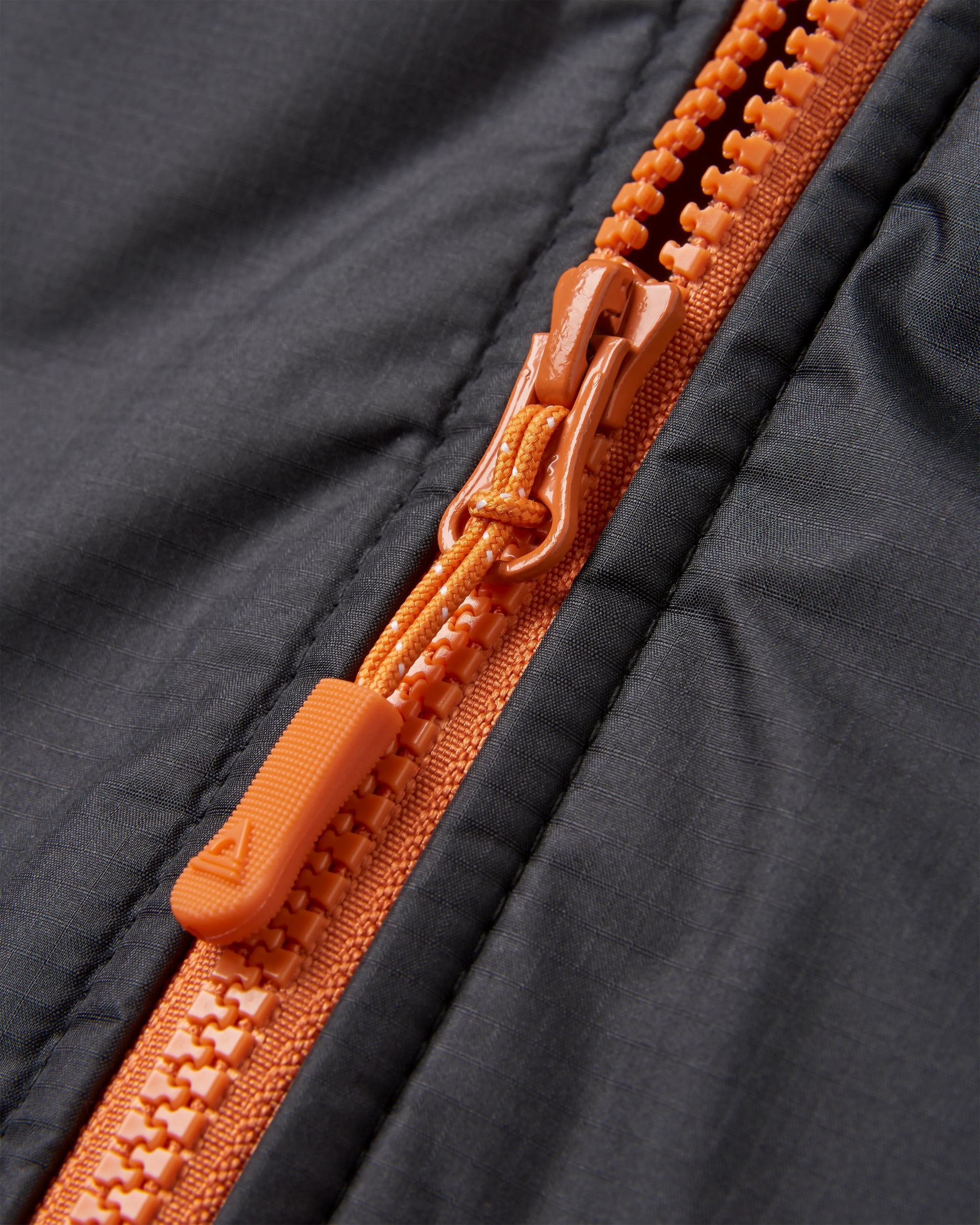 Waves Recycled Sherpa Lined Changing Robe - Black/Khaki - Flatlay