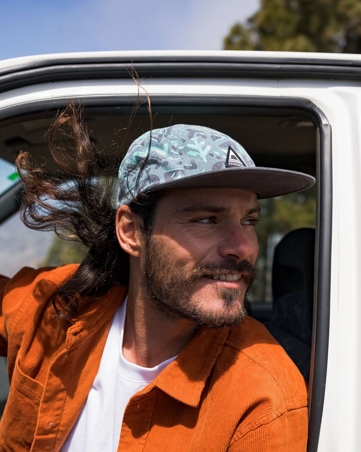 MensCoast Organic Cotton 5 Panel Snapback Cap - Elemental Geo Arctic - Lifestyle