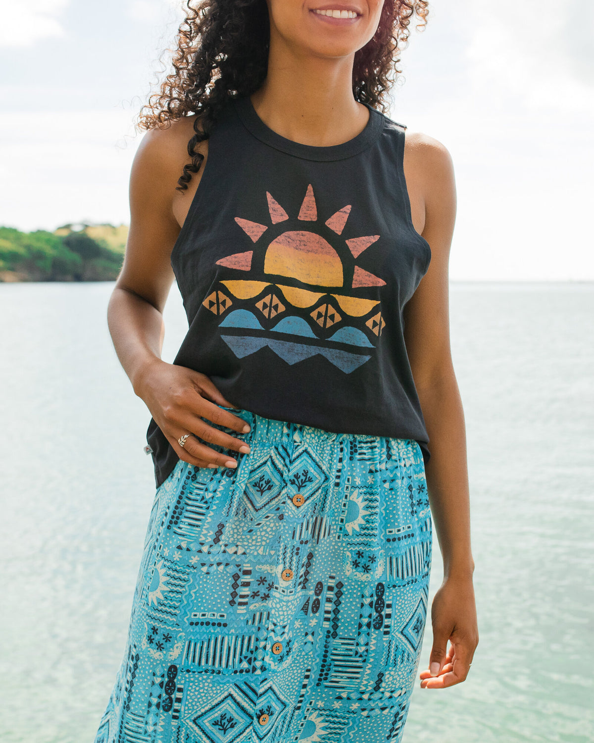 Sunray Vest - Black - Lifestyle