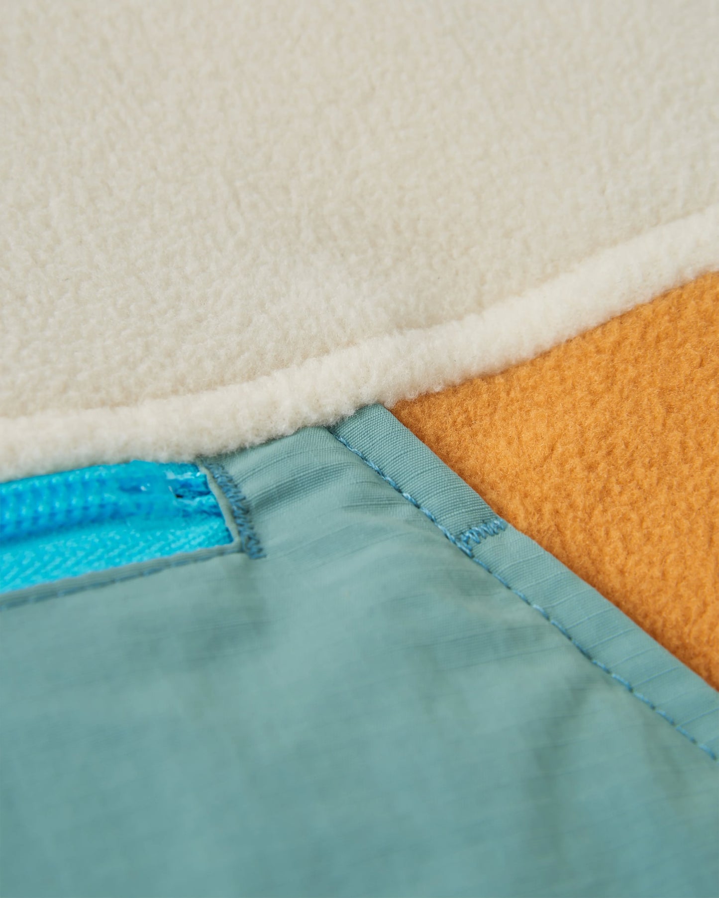 Alexander 2.0 Recycled Hooded Polar Fleece - Birch - Flatlay