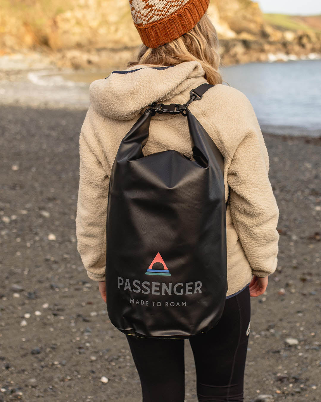 Tide 30L Recycled Dry Bag - Black - Lifestyle - Female