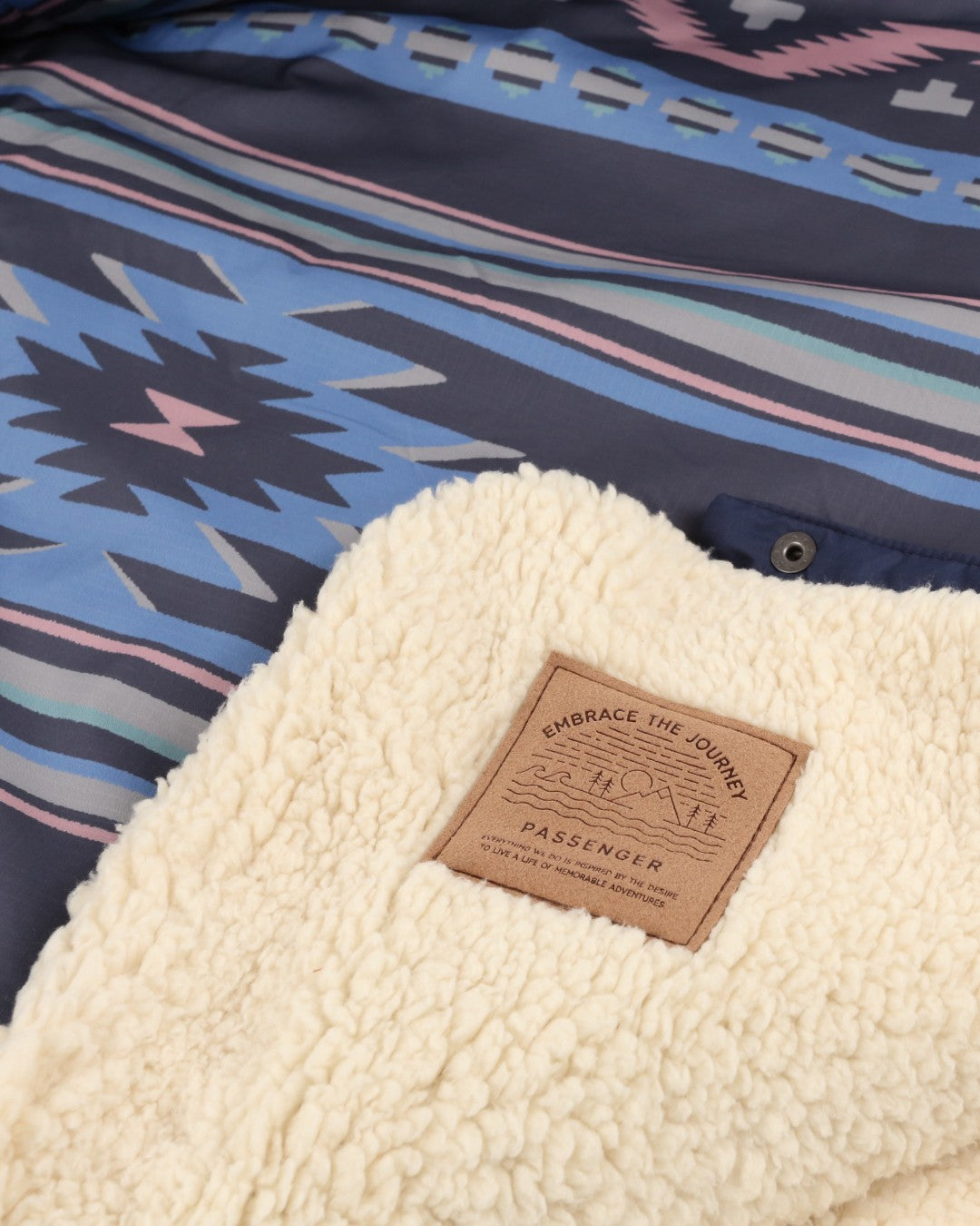 Nomadic Recycled Sherpa Blanket - Deep Navy Vintage Geo