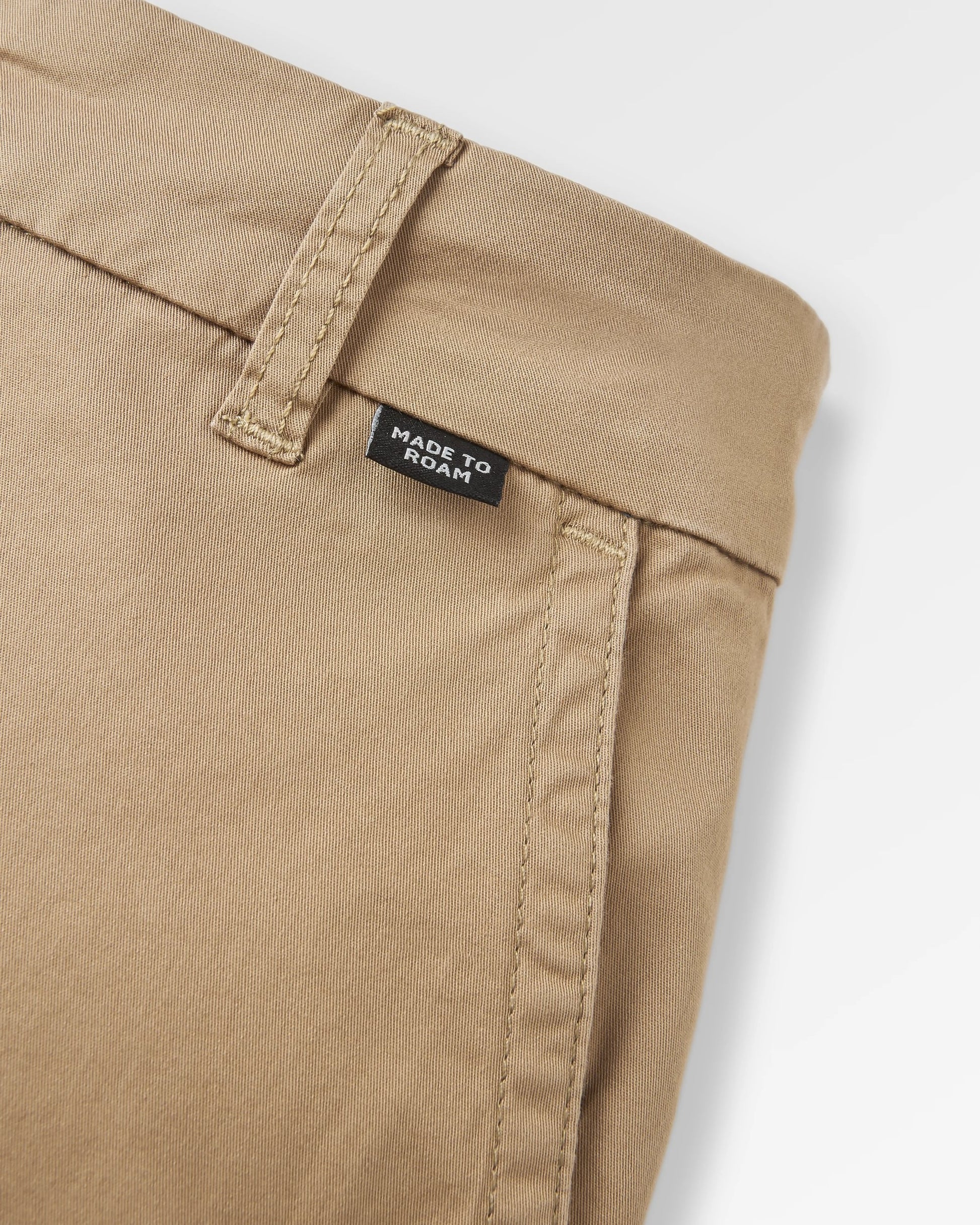 365 Light Organic Cotton Shorts - Biscuit - Flatlay