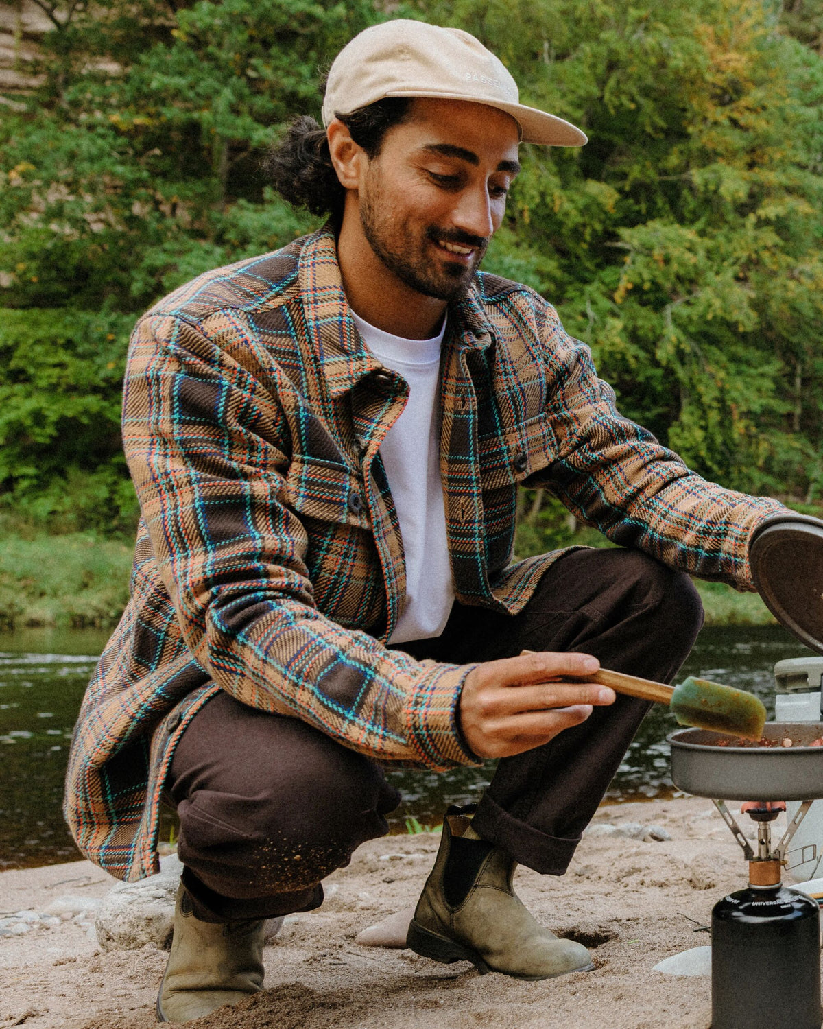 Island Heavy Twill Shirt - Caramel/Espresso Check - Lifestyle