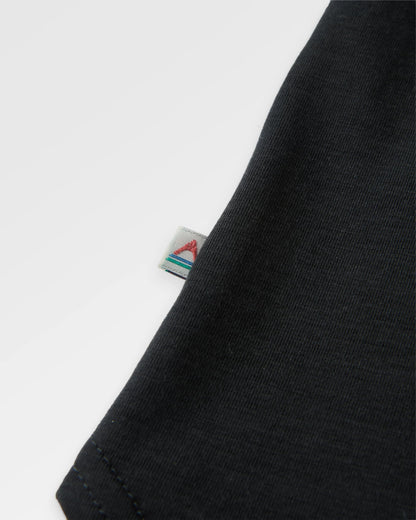 Chase The Light Drirelease® Active Vest - Black - Flatlay