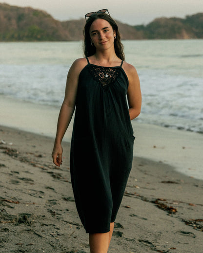 Junipe Dress - Black - Lifestyle
