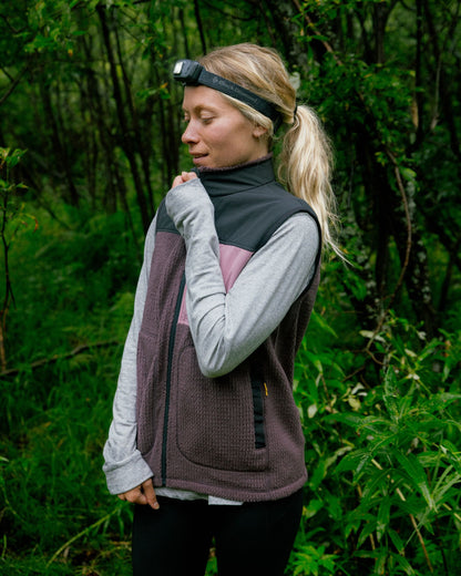 Venturescape Women's Fleece Vest - Brambleberry - Lifestyle