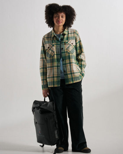 Stella LS Shirt - Pineneedle Check - Studio Model