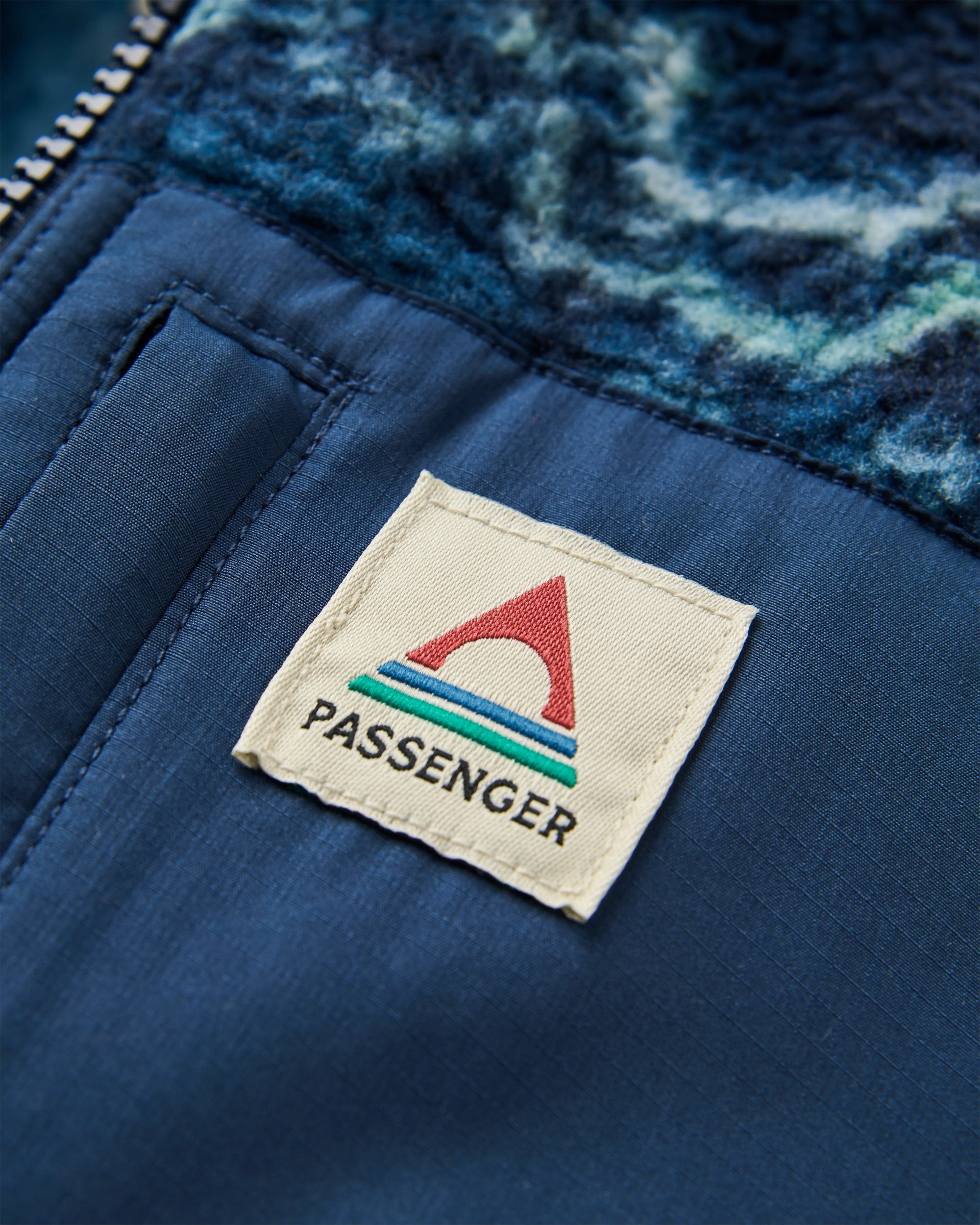 Fairbanks Recycled Sherpa Gilet - Frost Rich Navy - Flatlay