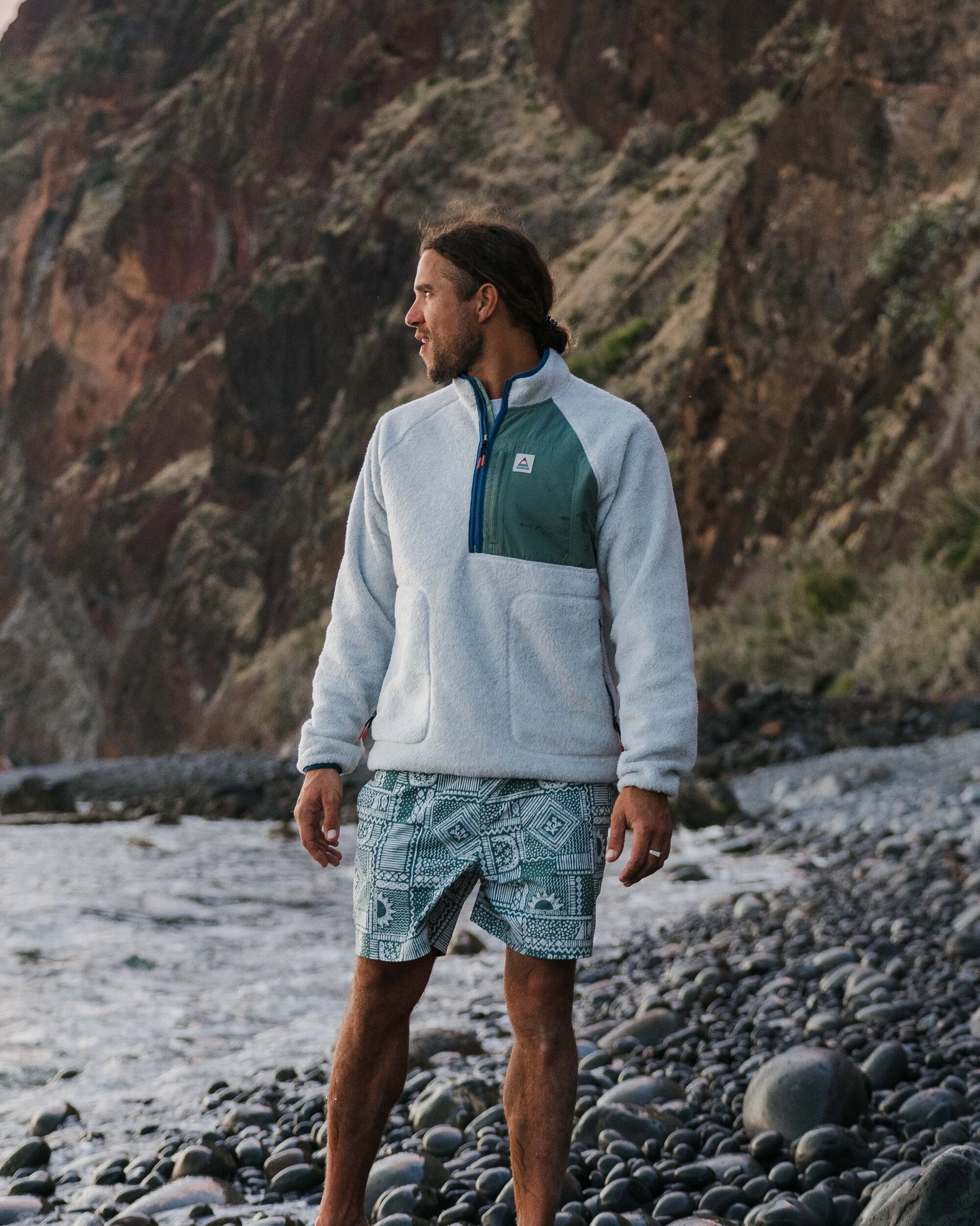 Offgrid 1/2 Zip Recycled Sherpa Fleece - Grey Marl 2 - Lifestyle