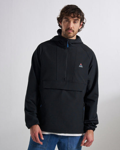 Roamer Recycled Softshell Anorak - Black - Studio Model