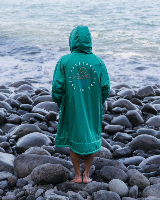 Escapism Recycled Sherpa Lined Changing Robe - Greenlake - Lifestyle - Male