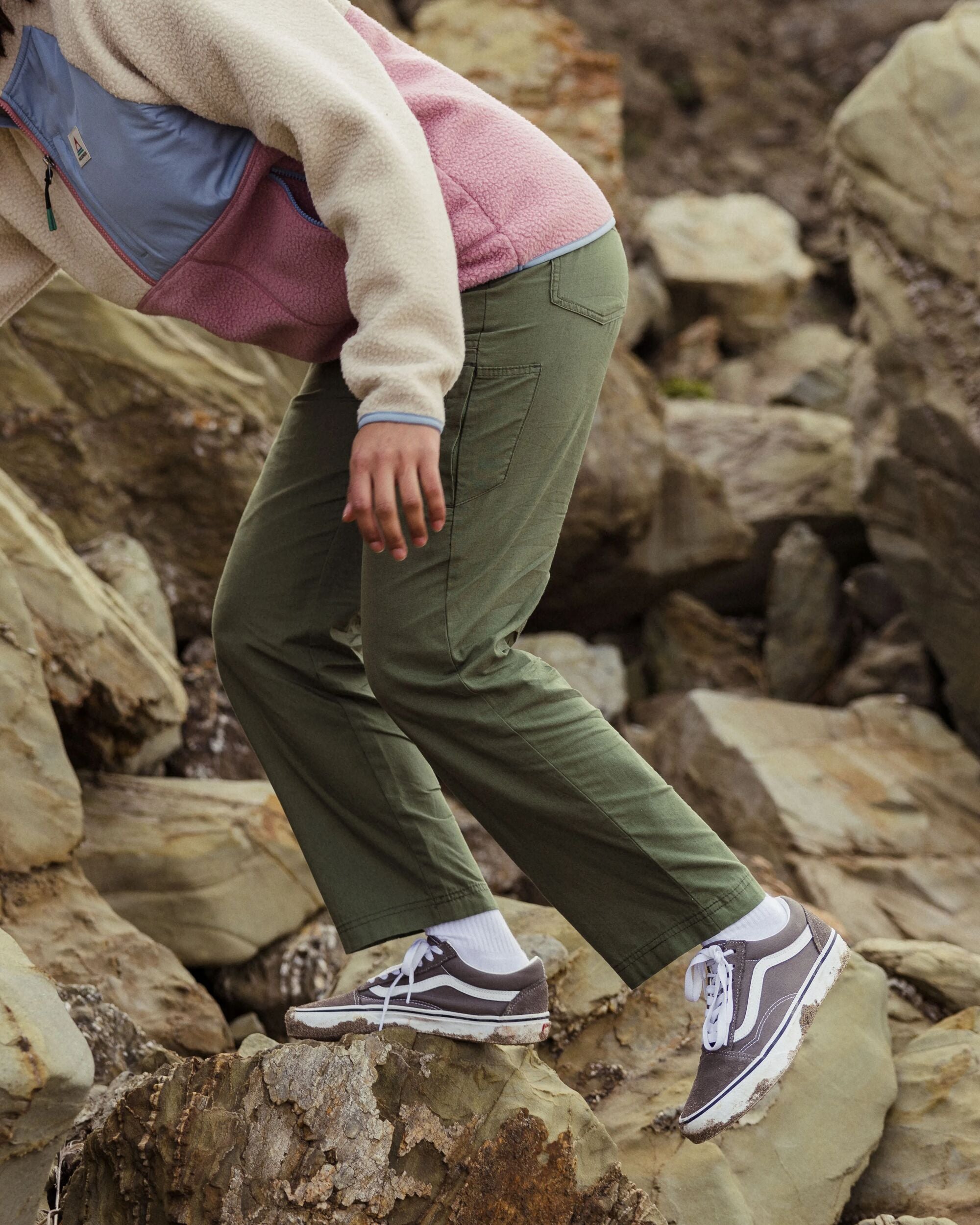 Talis Light Casual Trouser - Wild Green - Lifestyle