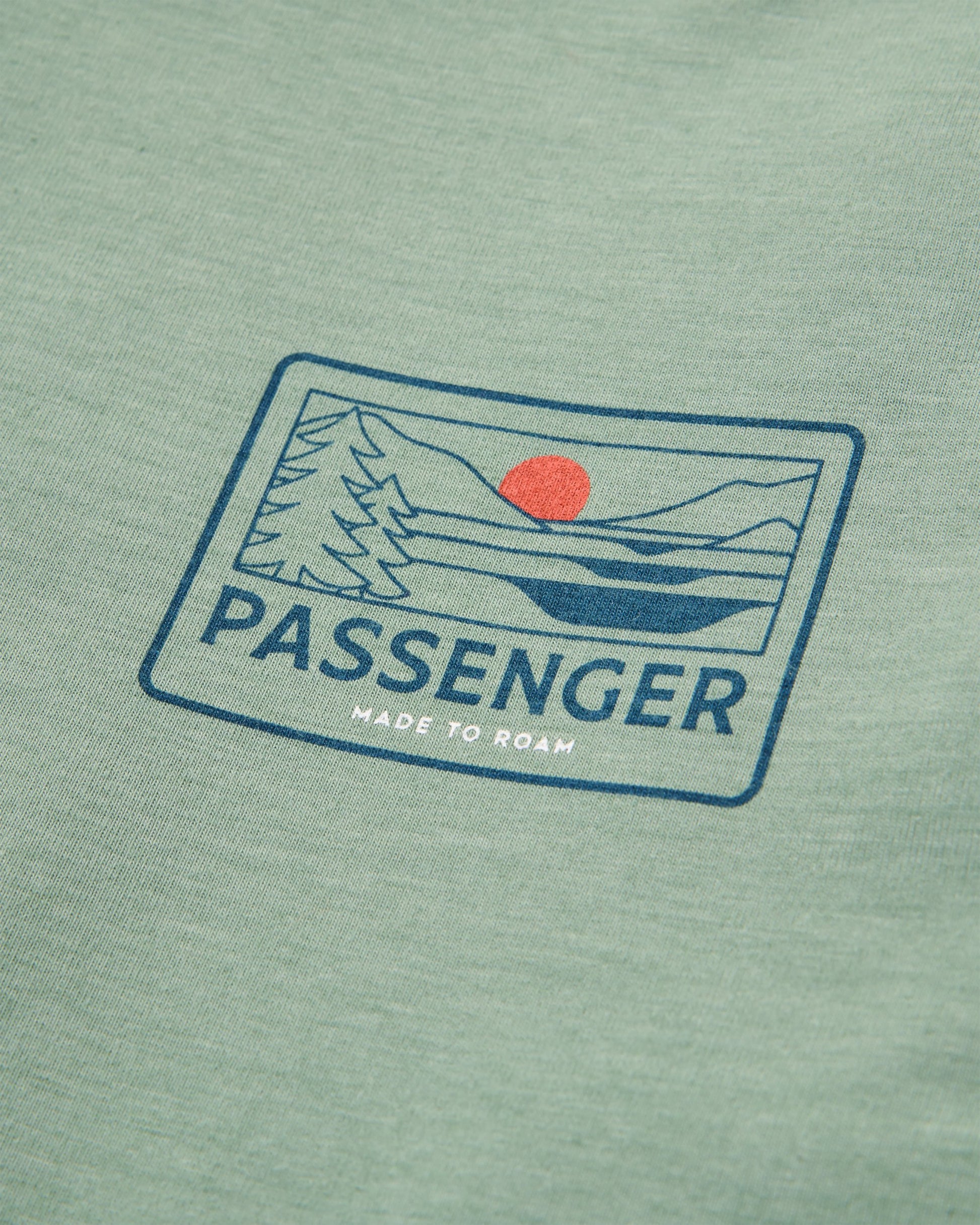 Roamscreen UPF50 Drirelease® Men's LS T-Shirt - Pistachio - Flatlay