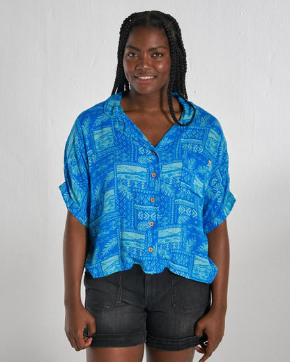 Arden Short Sleeve Shirt Eco Vero - Patchwork Marine Blue - Studio Model