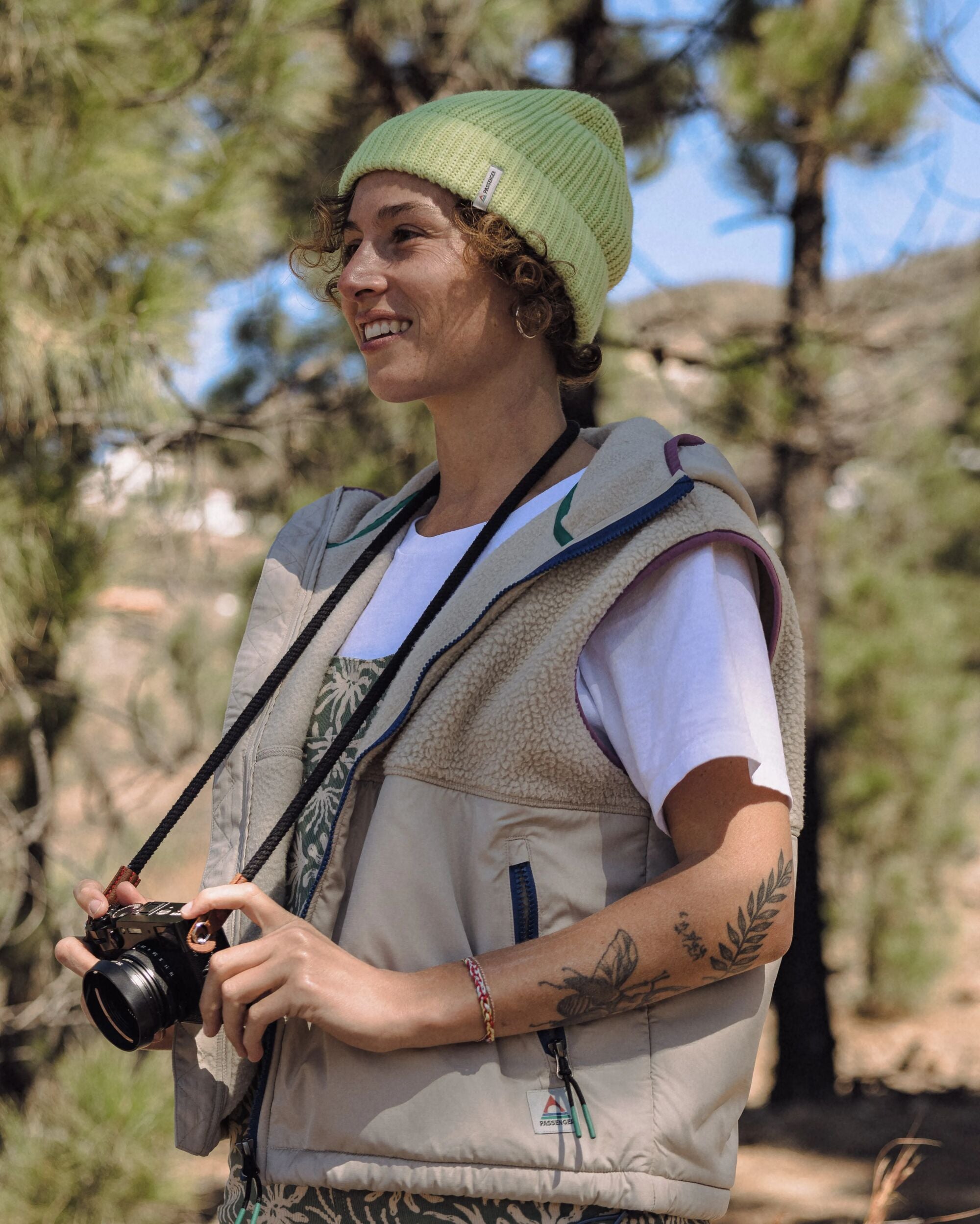 Beebalm Recycled Sherpa Fleece Vest - Oatmeal - Lifestyle