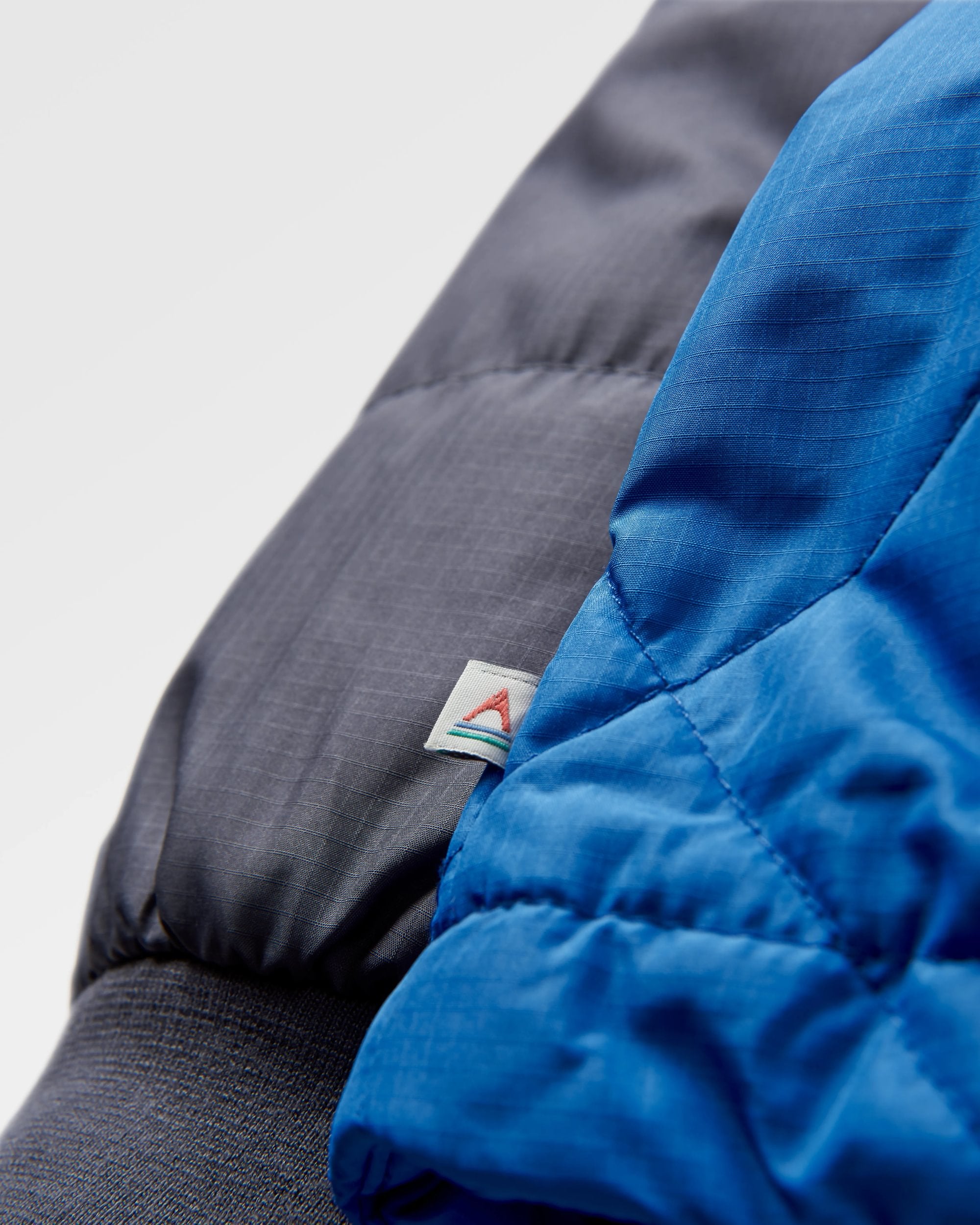 Oceanic Recycled Insulated Anorak - Azure Blue/Charcoal - Flatlay