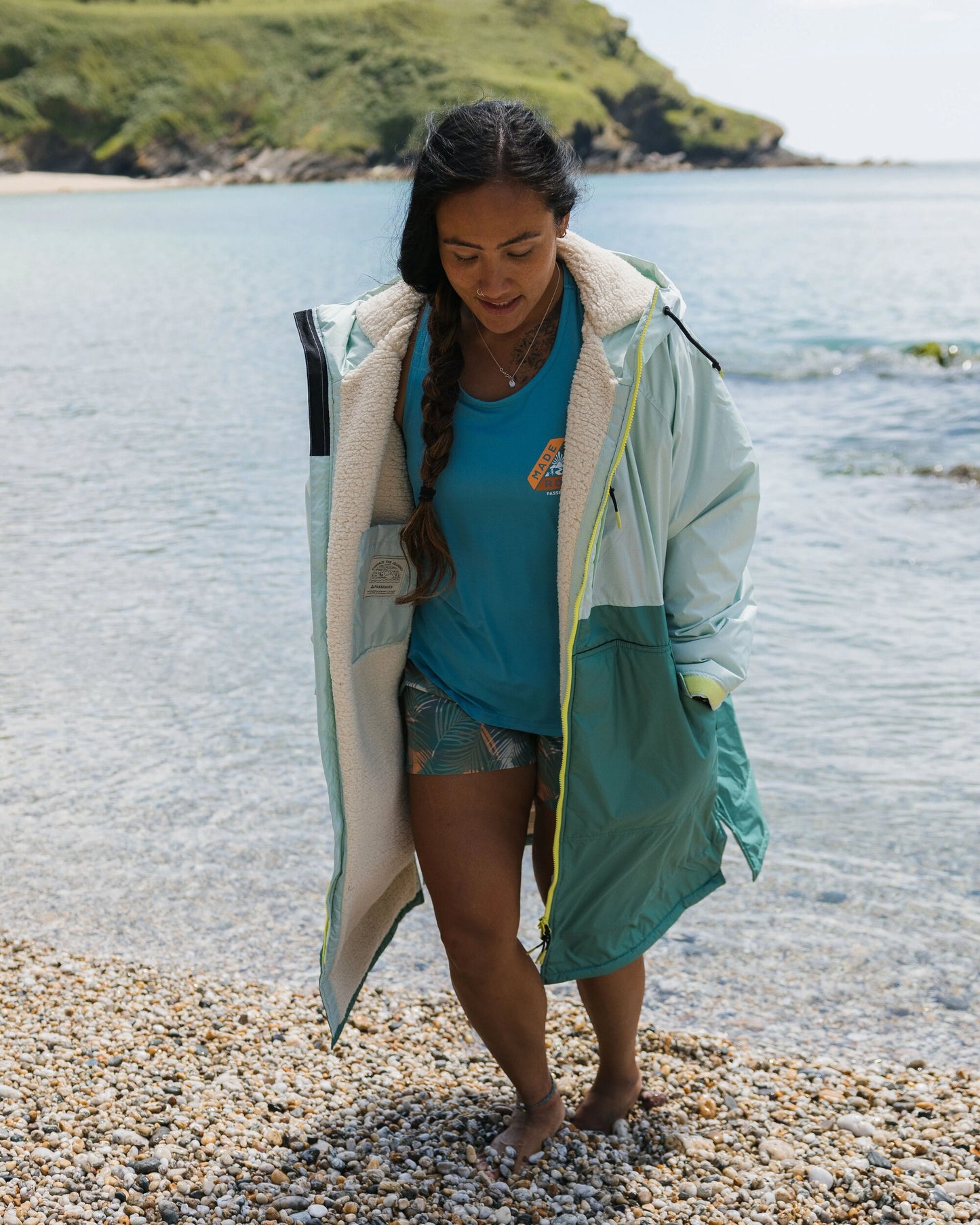 Waves Recycled Sherpa Lined Changing Robe - Surf Spray/Deep Sea
