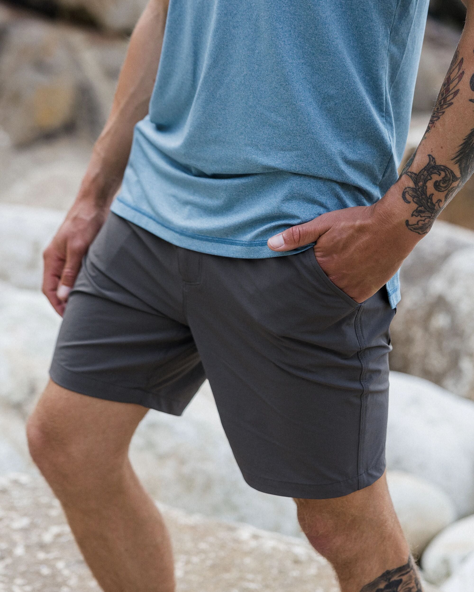365 Trail Short - Charcoal - Lifestyle