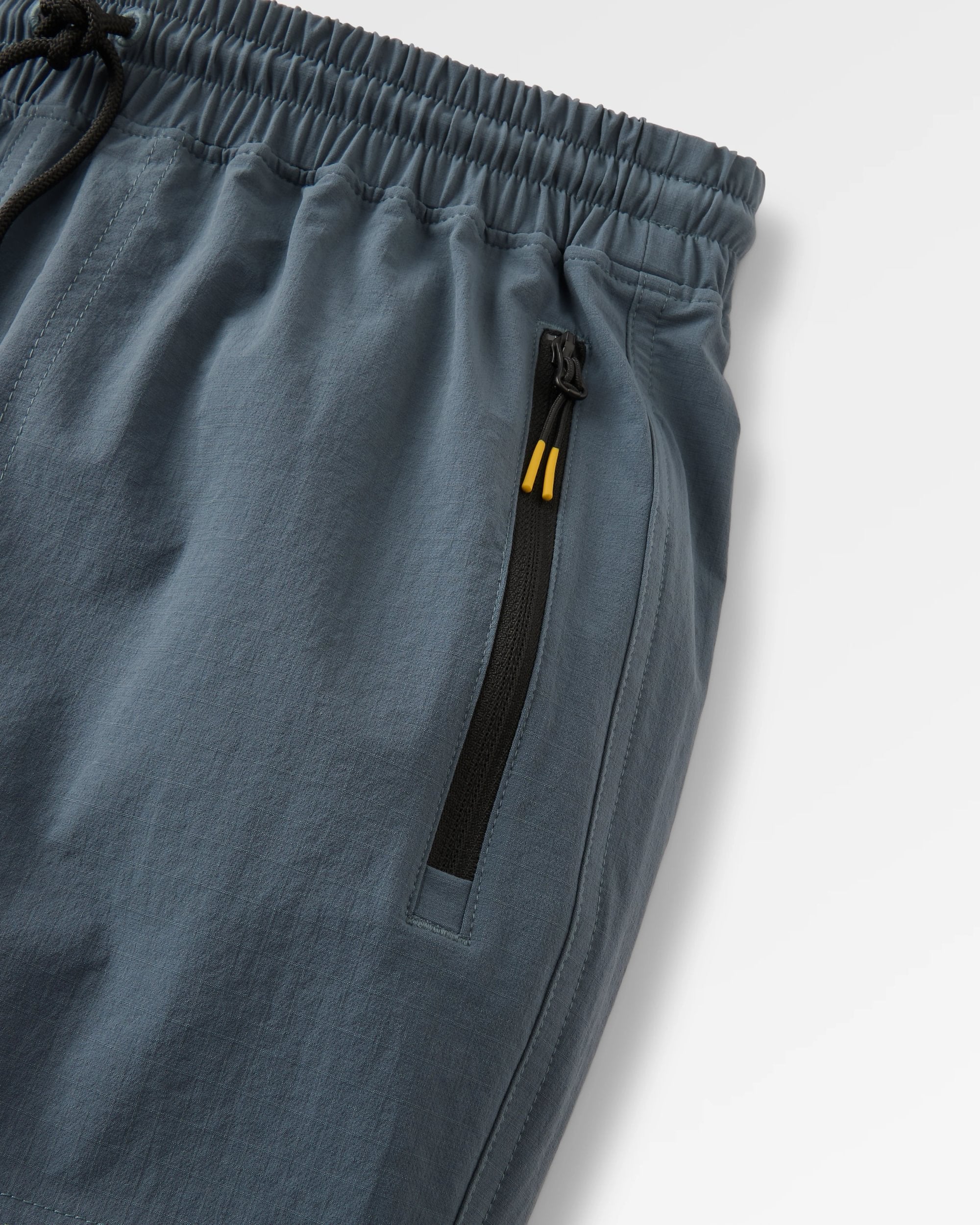 Stride Active Trail Jogger - Smoke Blue - Flatlay
