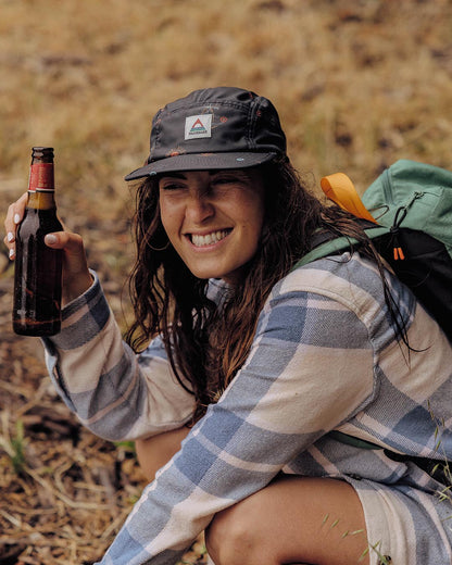 Womens_Aventura Recycled 5 Panel Cap - Black