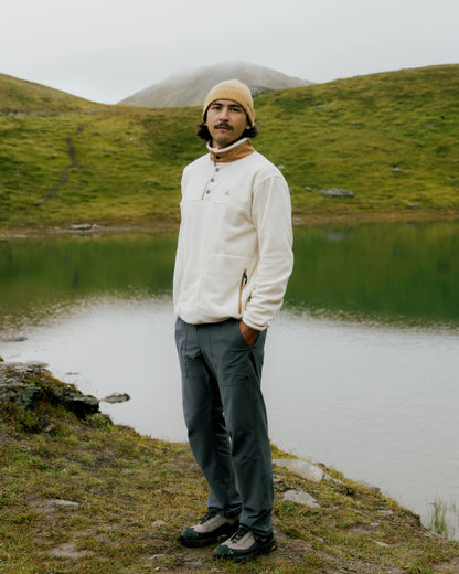Dusk Polartec® Fleece - Oatmeal - Lifestyle