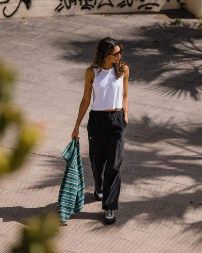 Classic Vest - White - Lifestyle