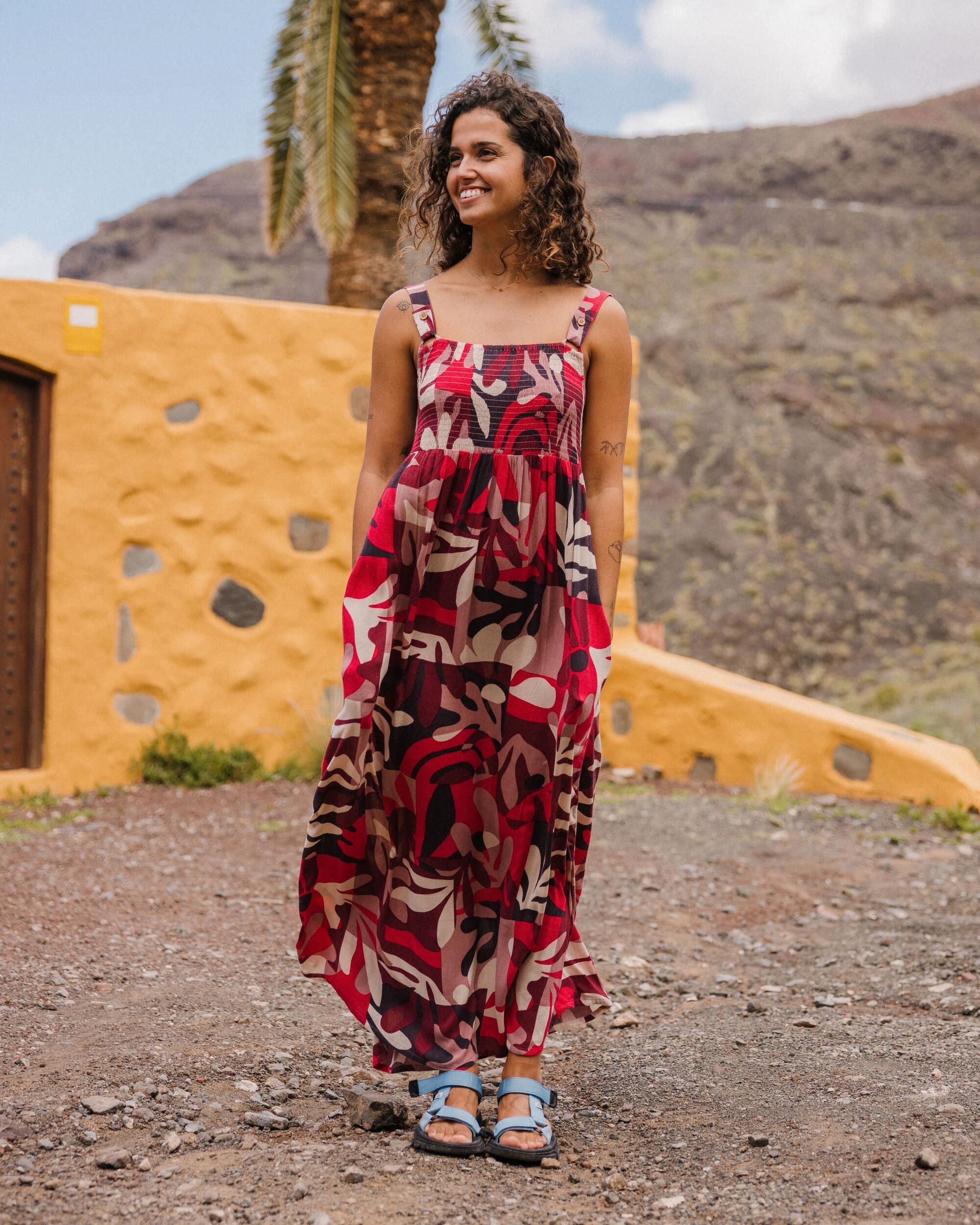 Soleis Woven Maxi Dress - Mountain Foliage Cranberry - Lifestyle