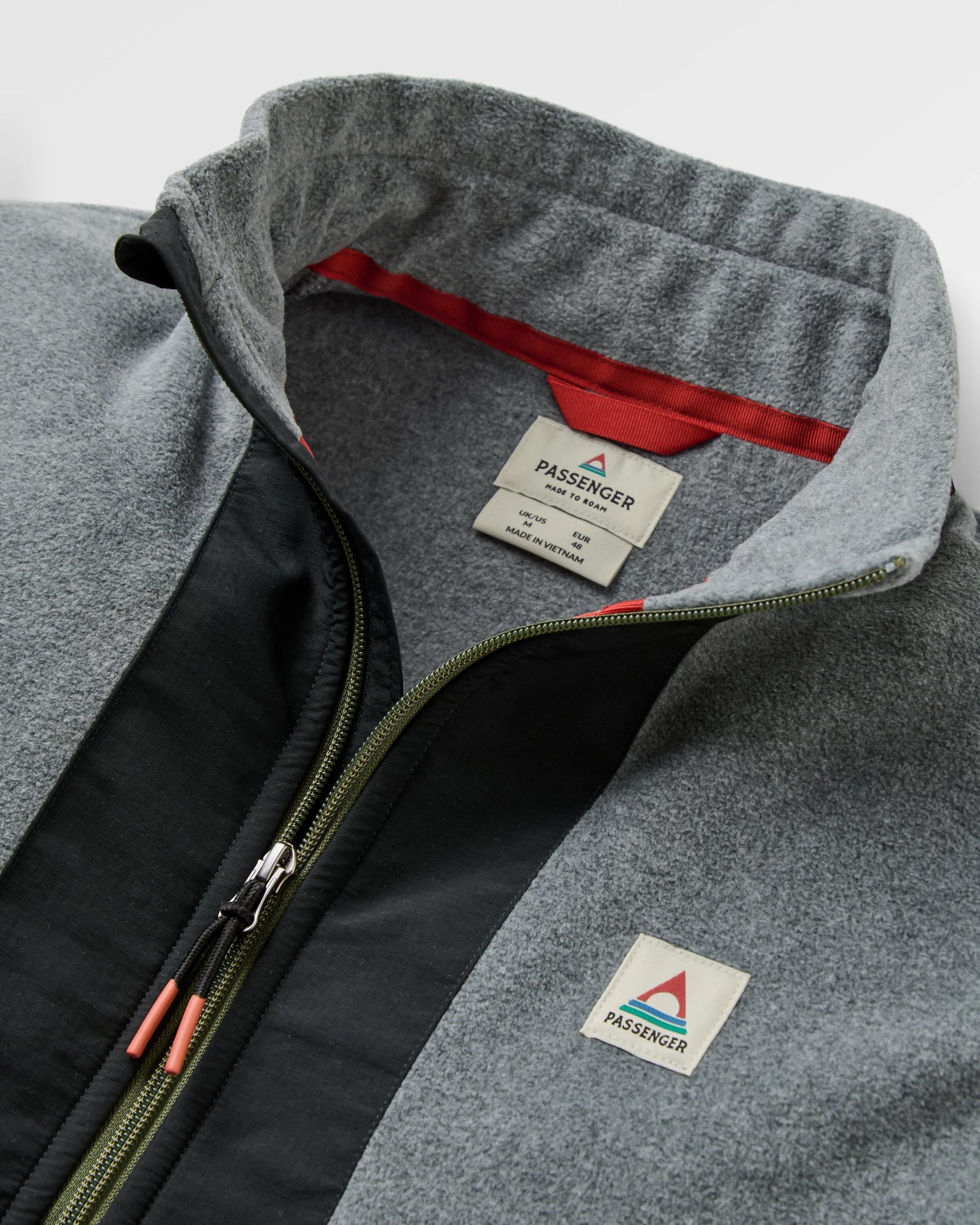 Woodland Hoodless 1/2 Zip Recycled Polartec® Fleece - Grey Marl/Khaki - Flatlay