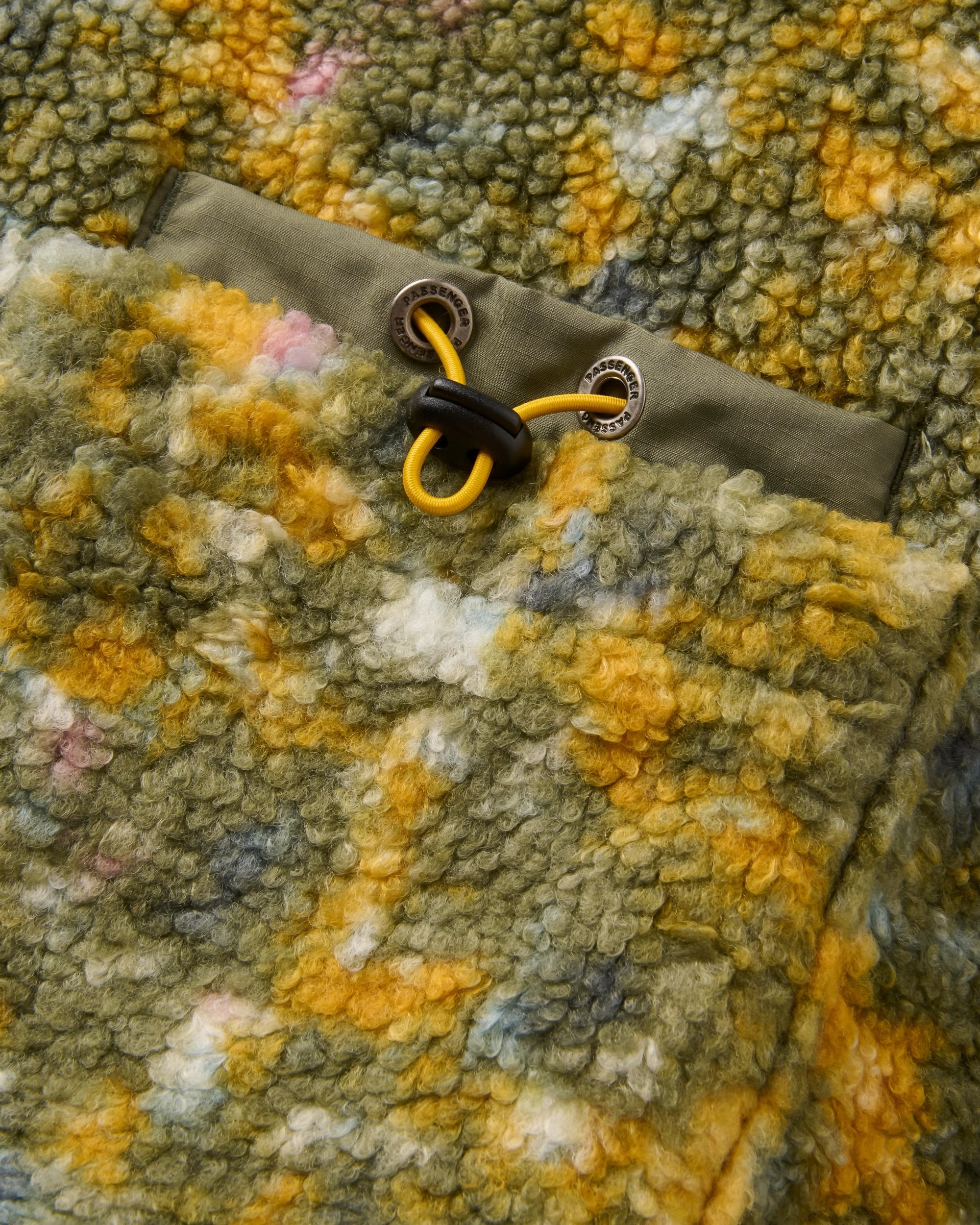 Lucia Sherpa Fleece 2.0 - Powder Camo Dusty Olive - Flatlay