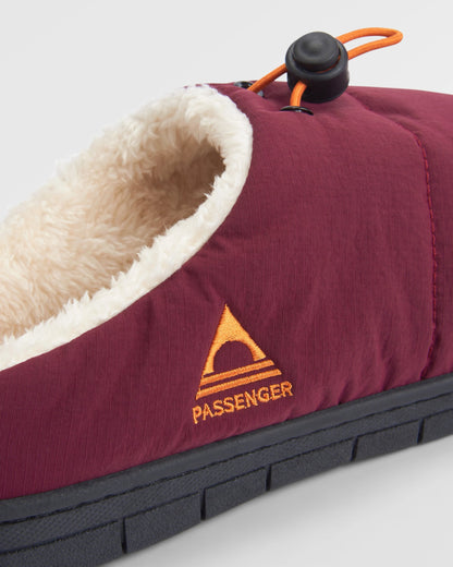 Step Out Women's Slipper - Wine - Flatlay