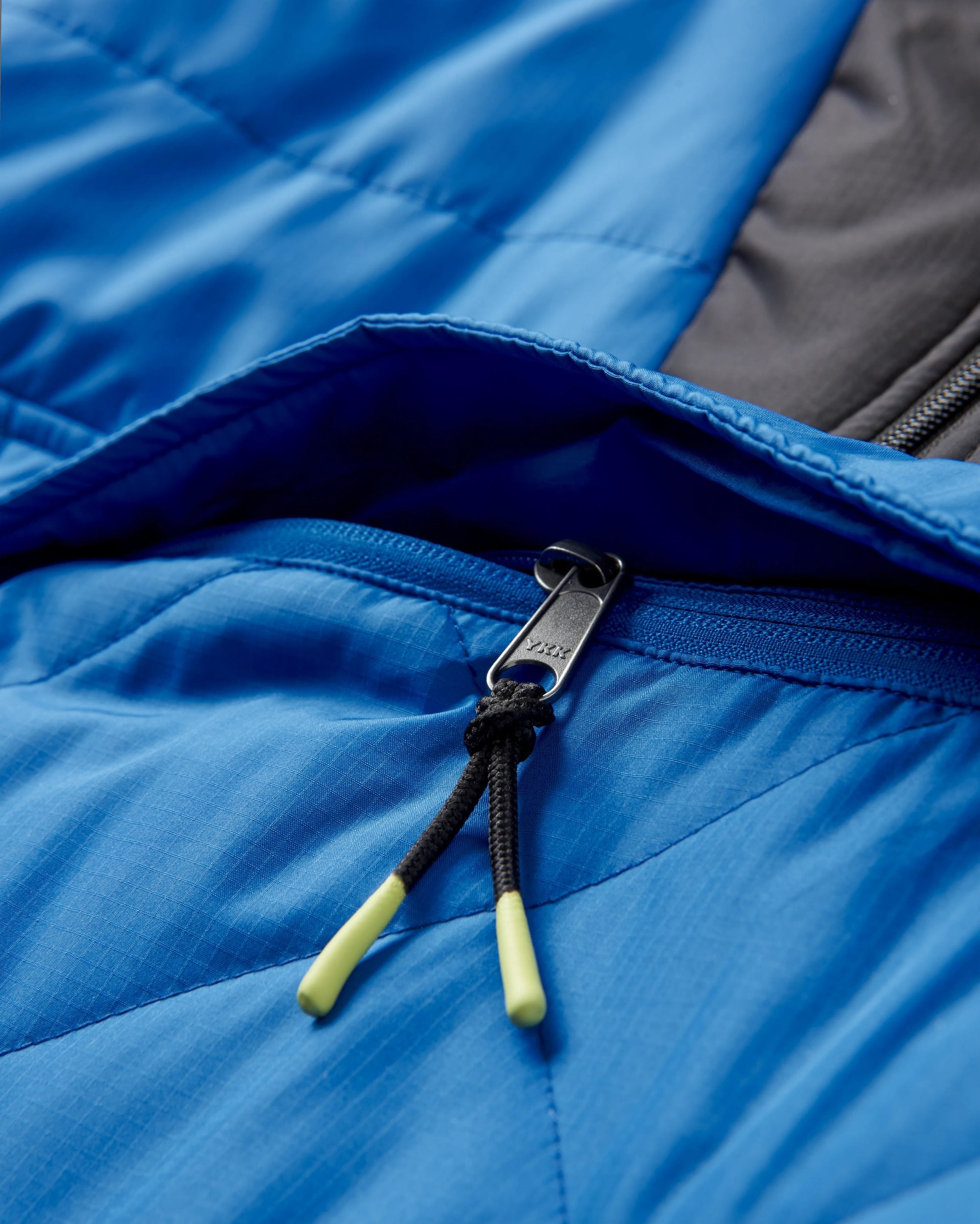 Oceanic Recycled Insulated Anorak - Azure Blue/Charcoal - Flatlay