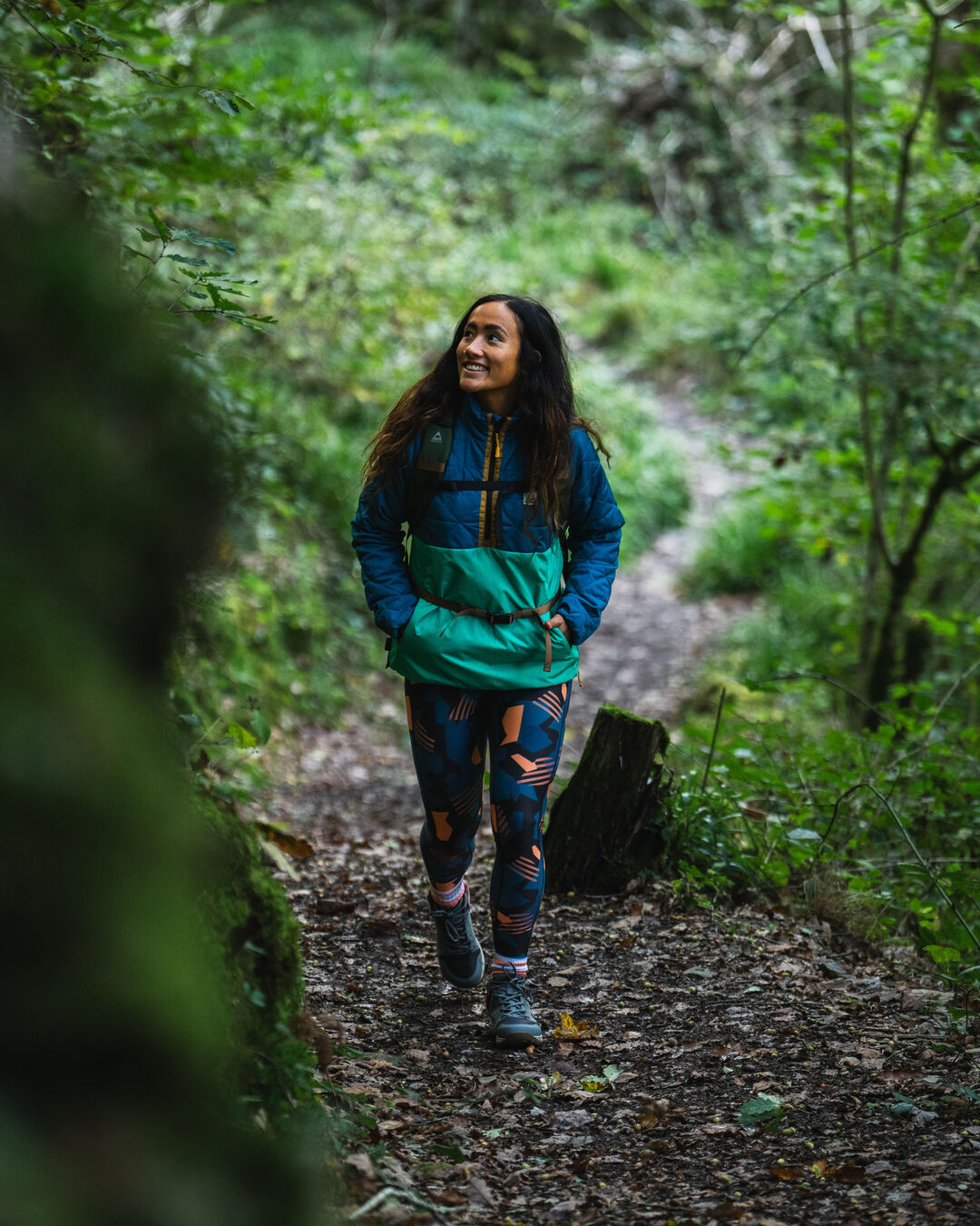 Trace Recycled Thermore® Insulated Jacket - Corsair Blue/ Jungle Green - Lifestyle