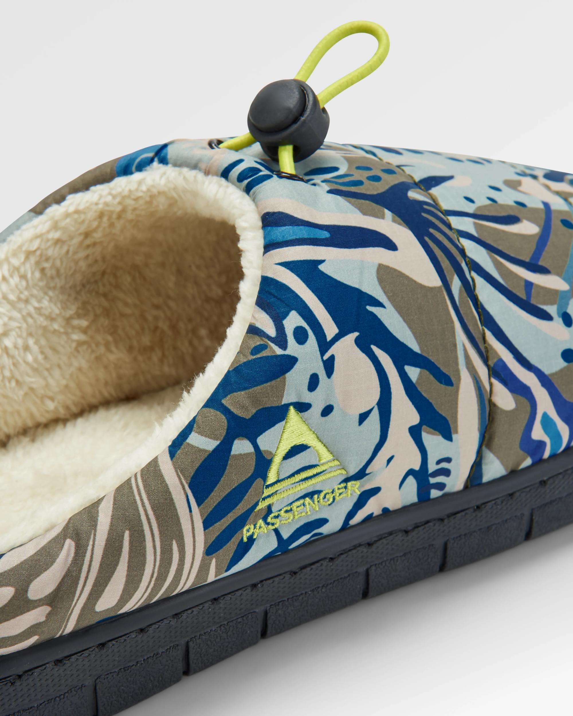 Step Out Slipper - Abstract Seaweed Pistachio - Flatlay