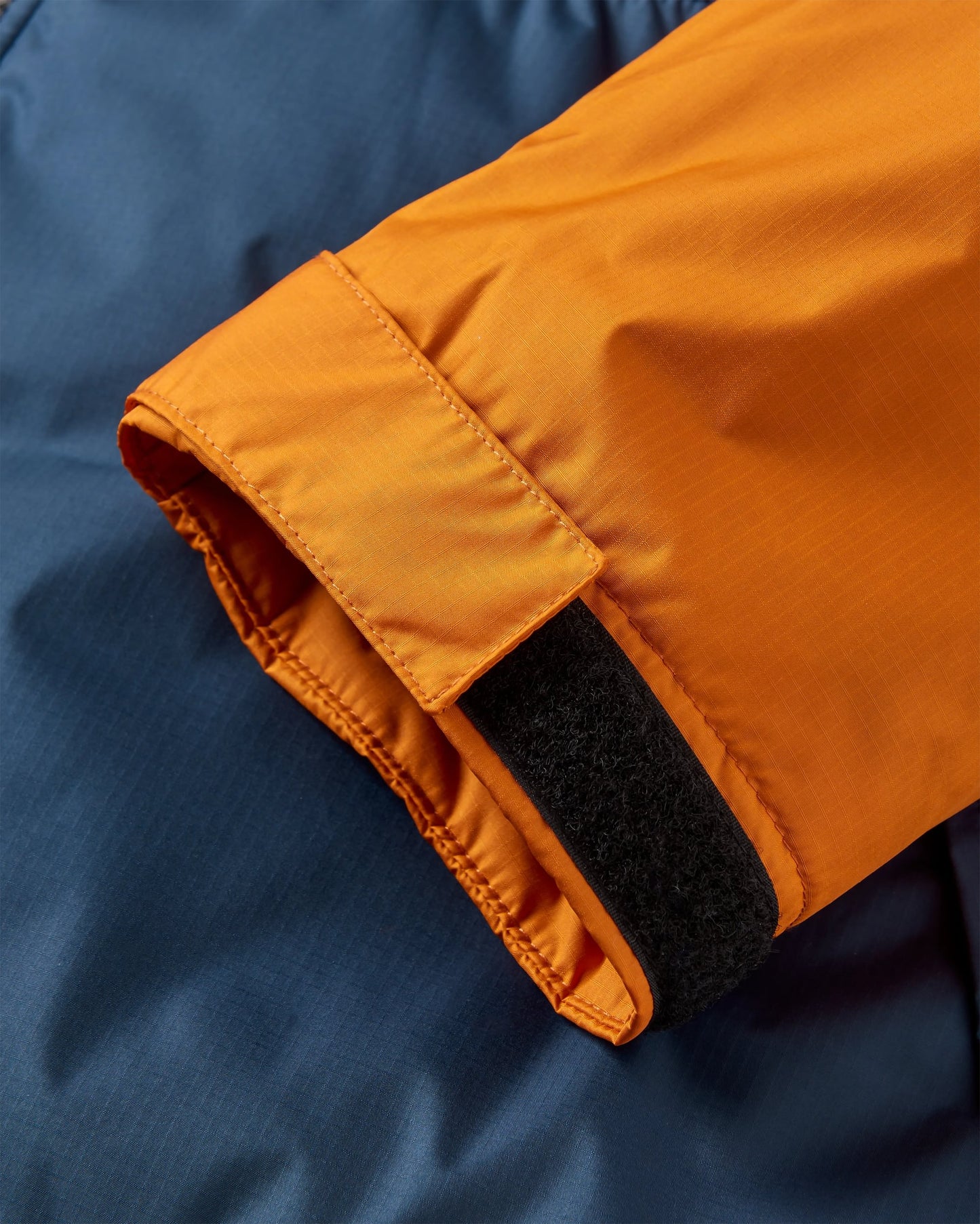 Waves Recycled Sherpa Lined Changing Robe - Sunrise Orange/Rich Navy